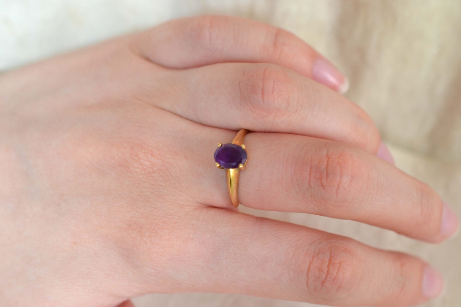 Bague solitaire Améthyste ovale