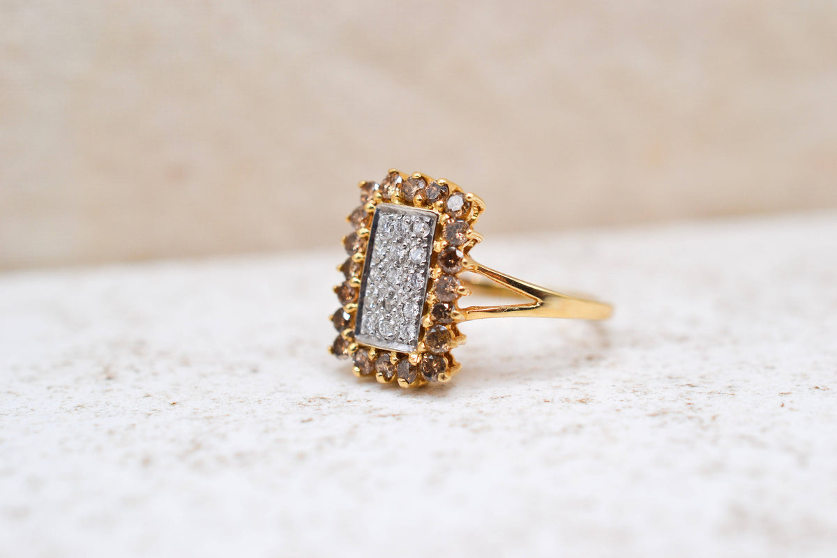 Bague rectangulaire Diamants blancs & champagnes