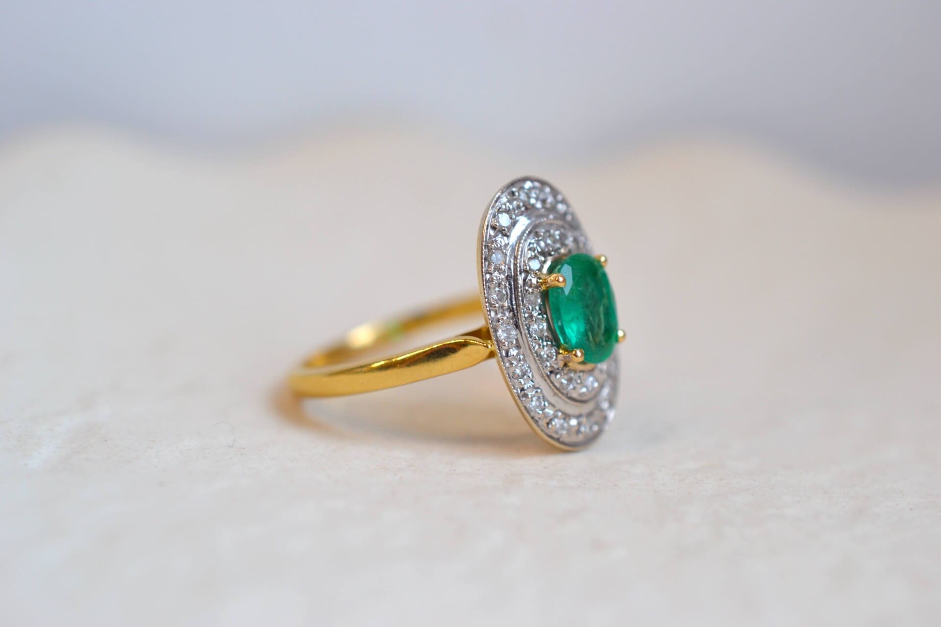 Bague 2 Ors Émeraude et Diamants