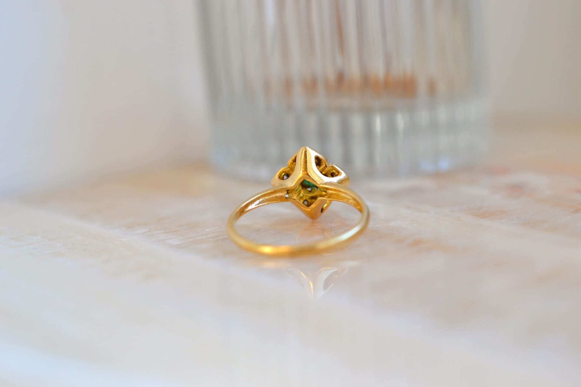 Bague losange Émeraude et Diamants
