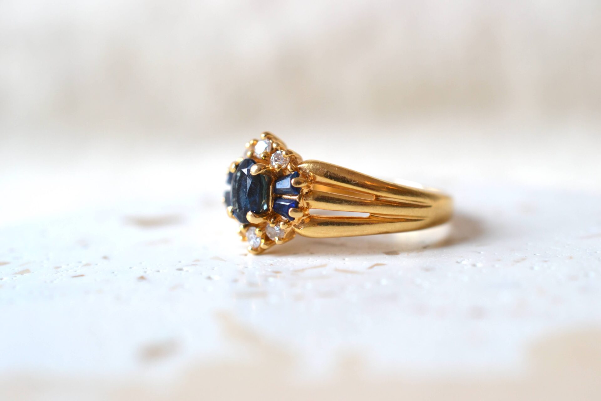 Marguerite Diamants et Saphirs