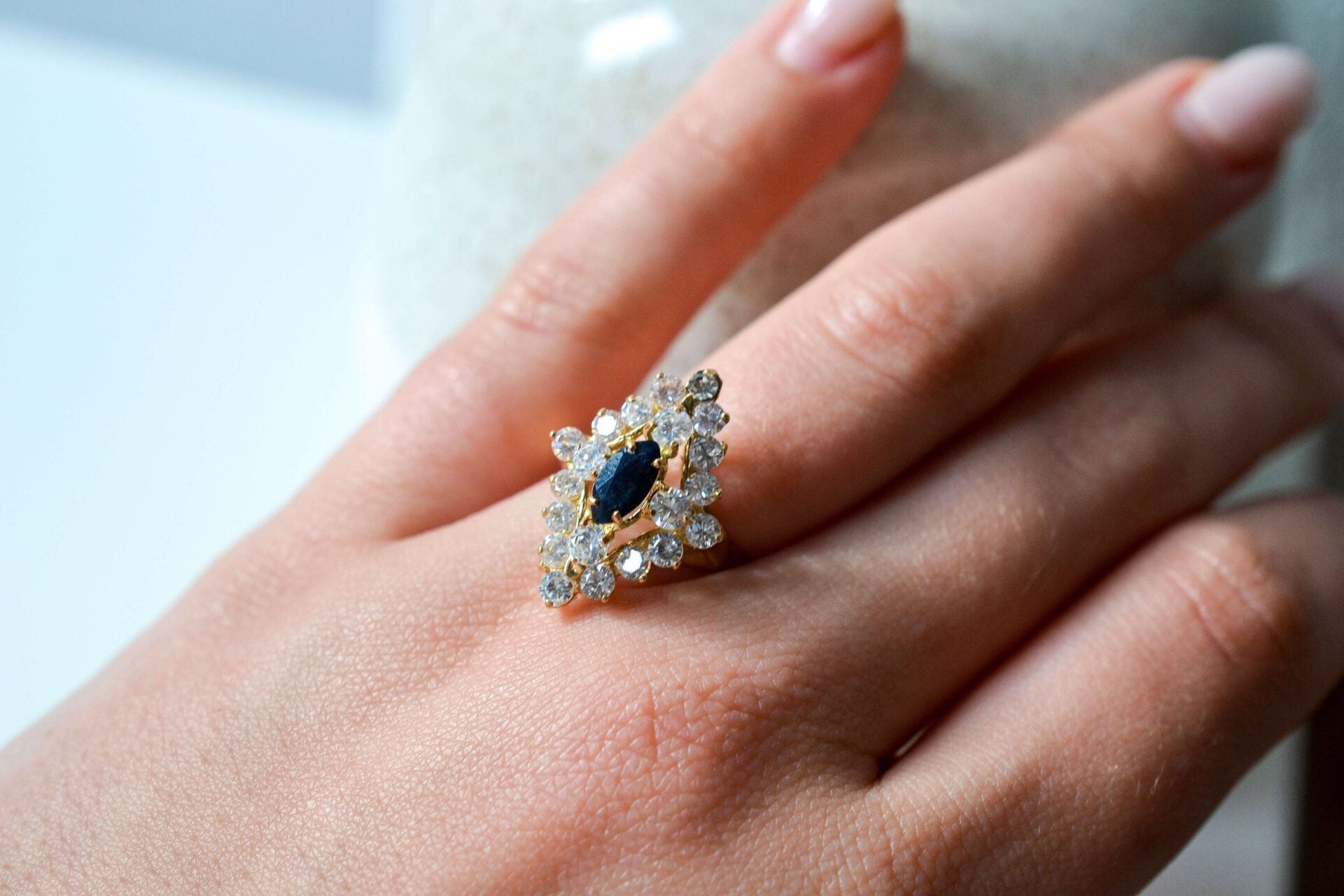Bague Marquise Saphir Or jaune