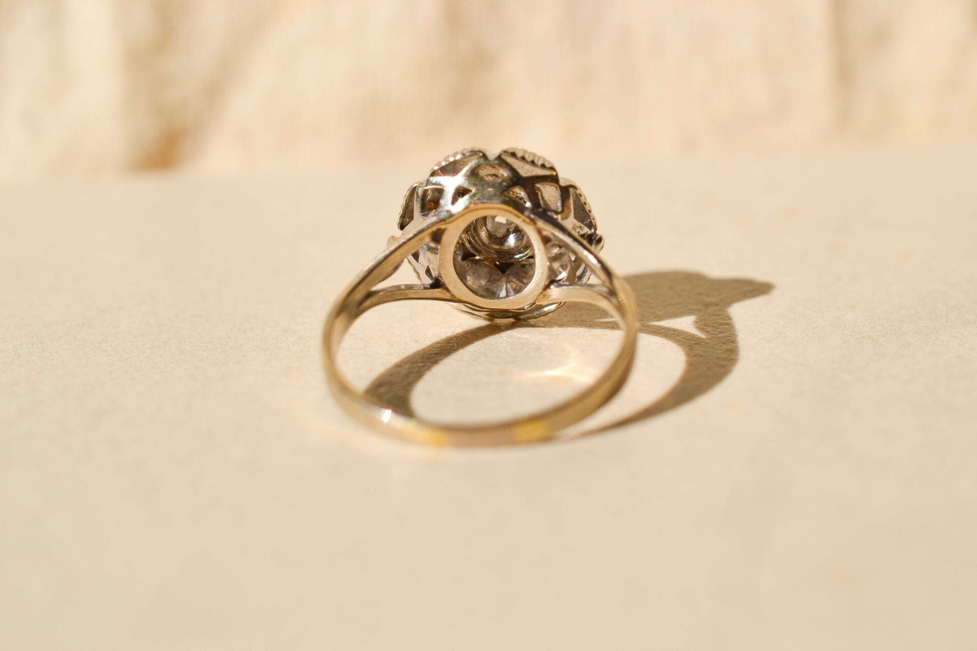 Bague fleur Diamants Or blanc