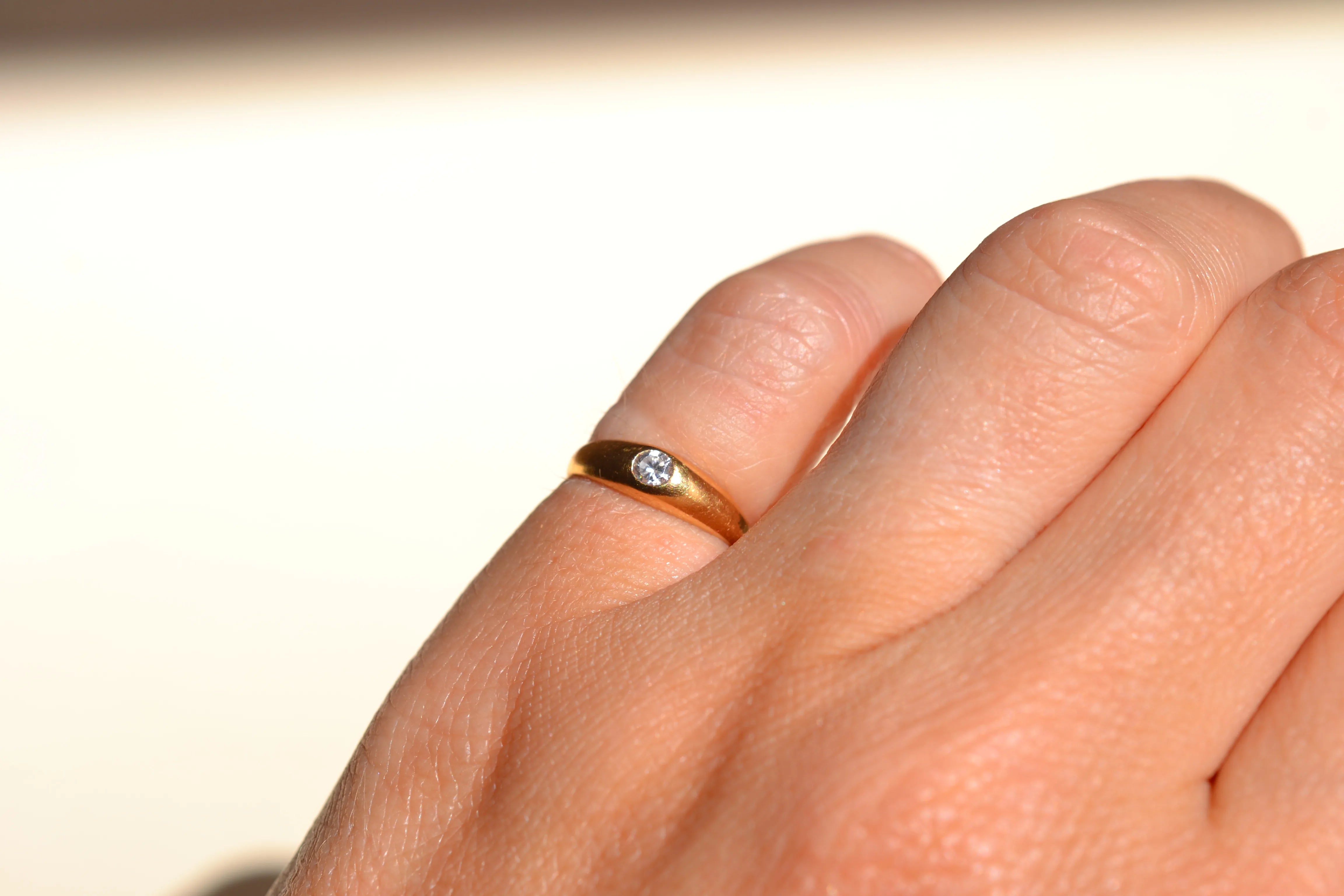 Bague jonc petit doigt