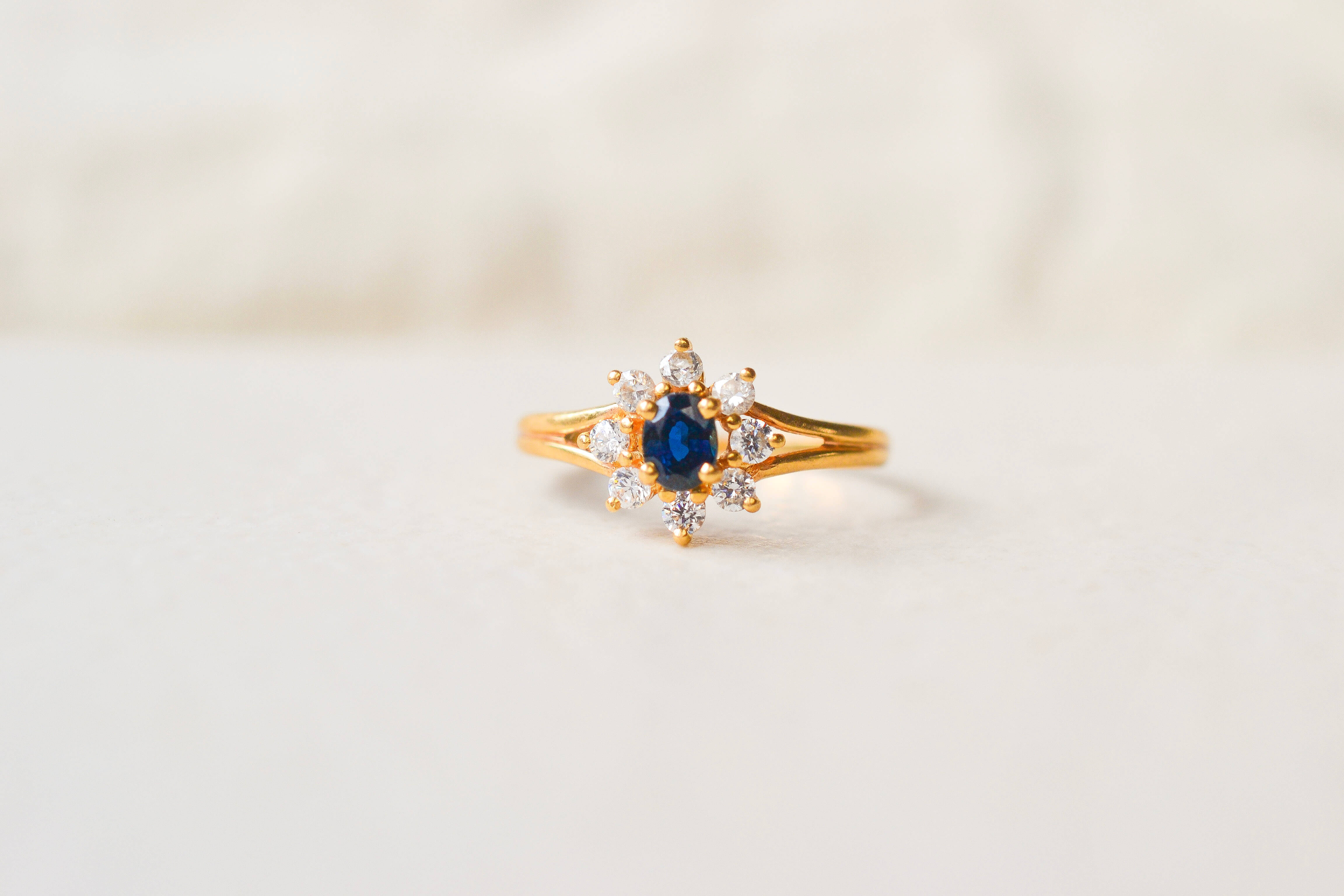 Bague Marguerite fleur Saphir