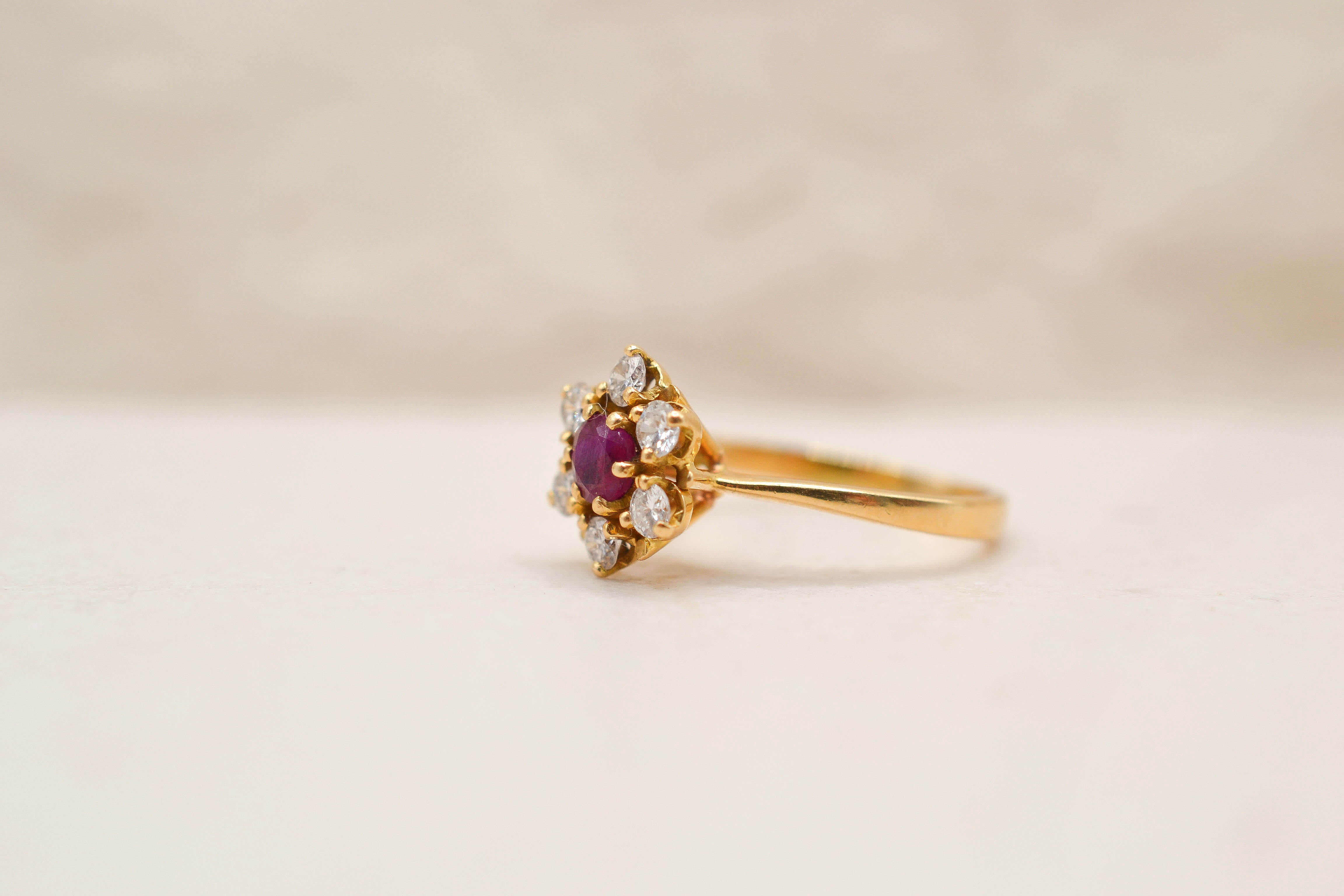 Bague Marguerite Rubis et diamants