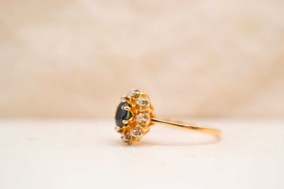 Bague Marguerite ajourée Saphir Diamants