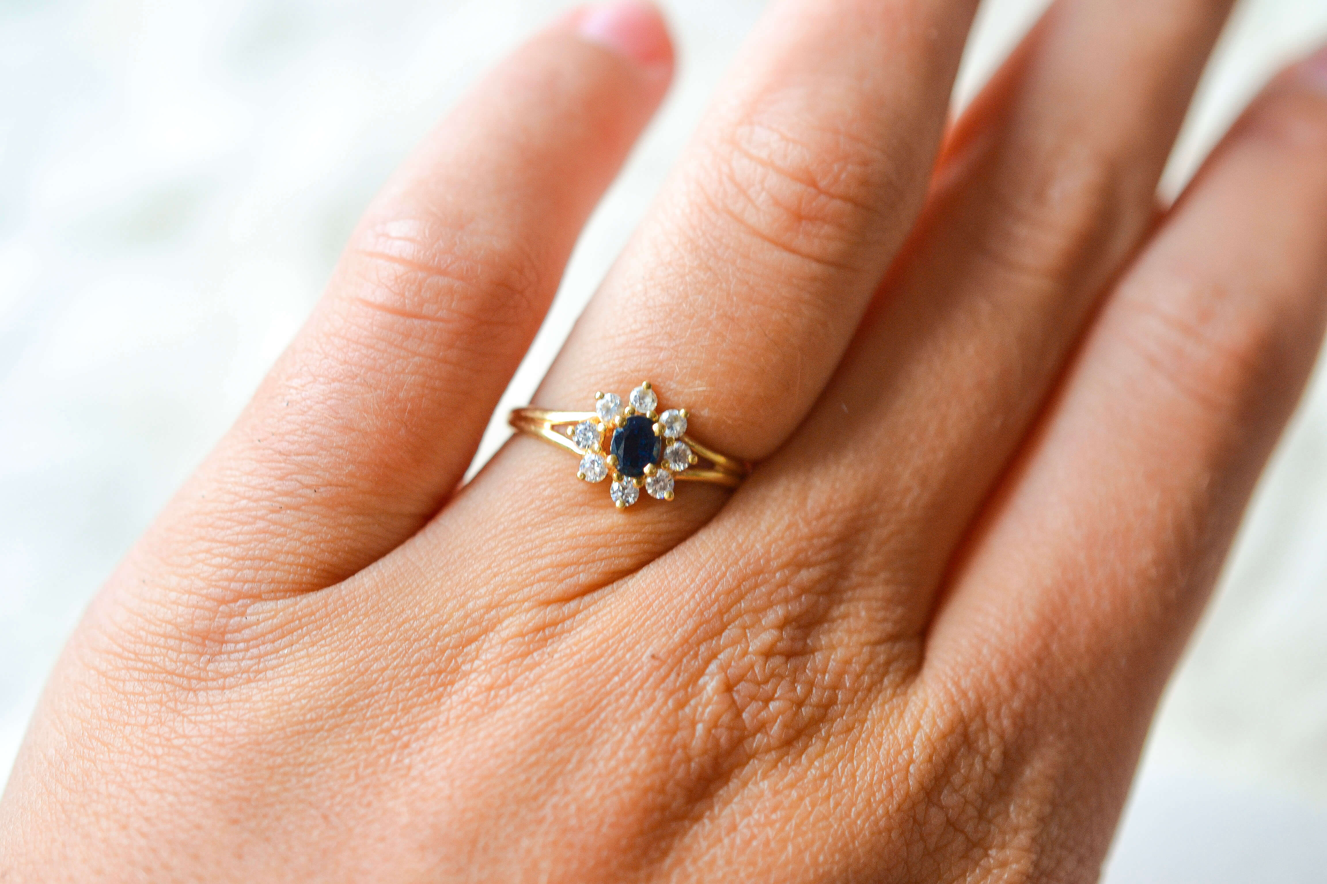 Bague Marguerite fleur Saphir