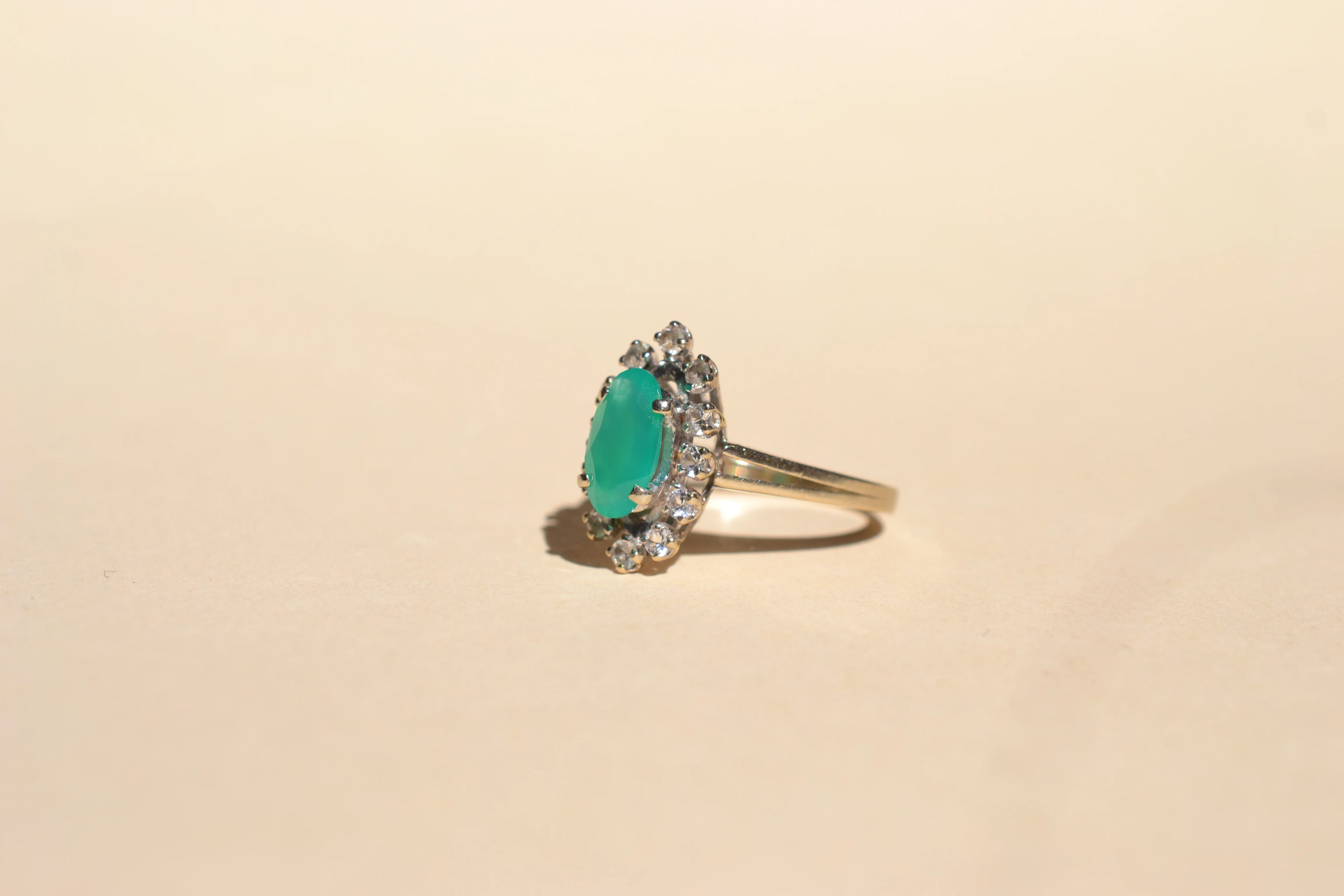 Bague Navette Or Blanc Chrysoprase