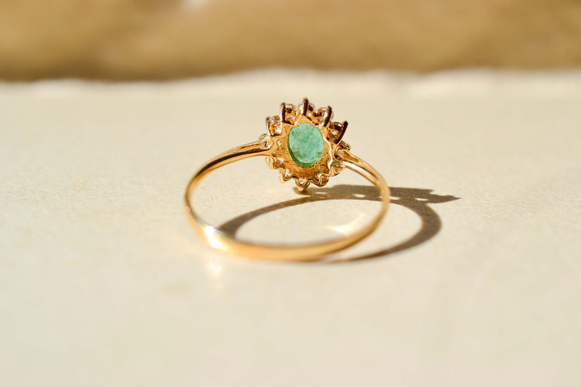Bague Marguerite Émeraude 9K