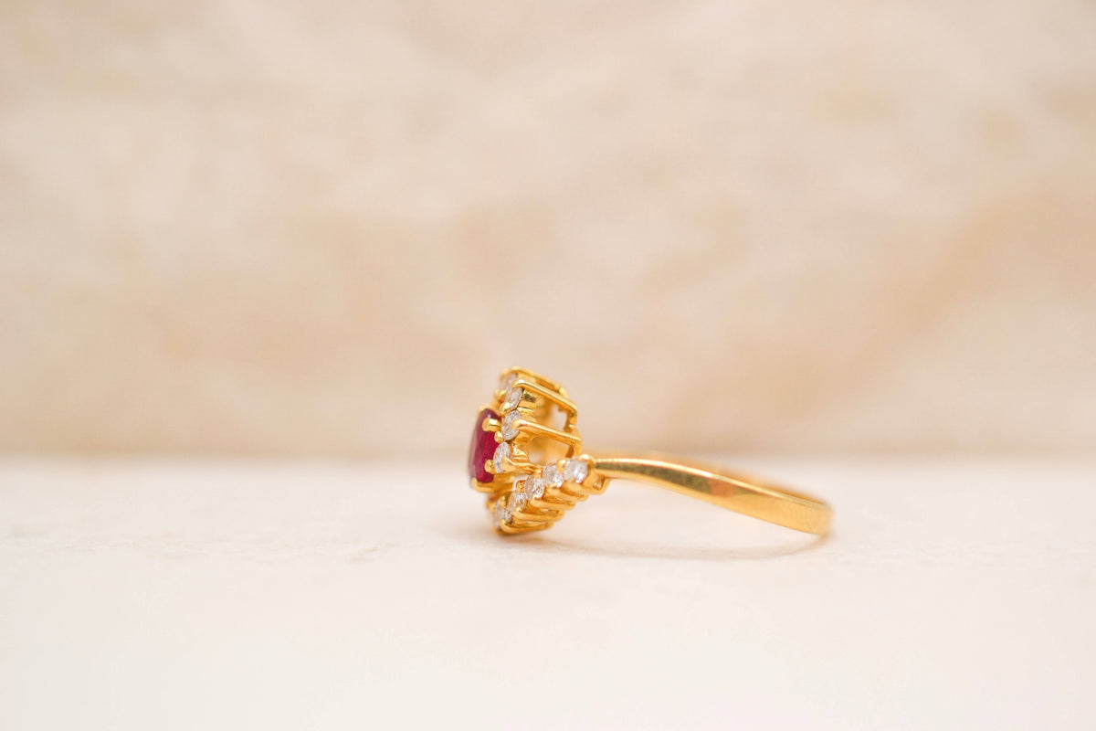 Bague marguerite tourbillon Rubis & Diamants