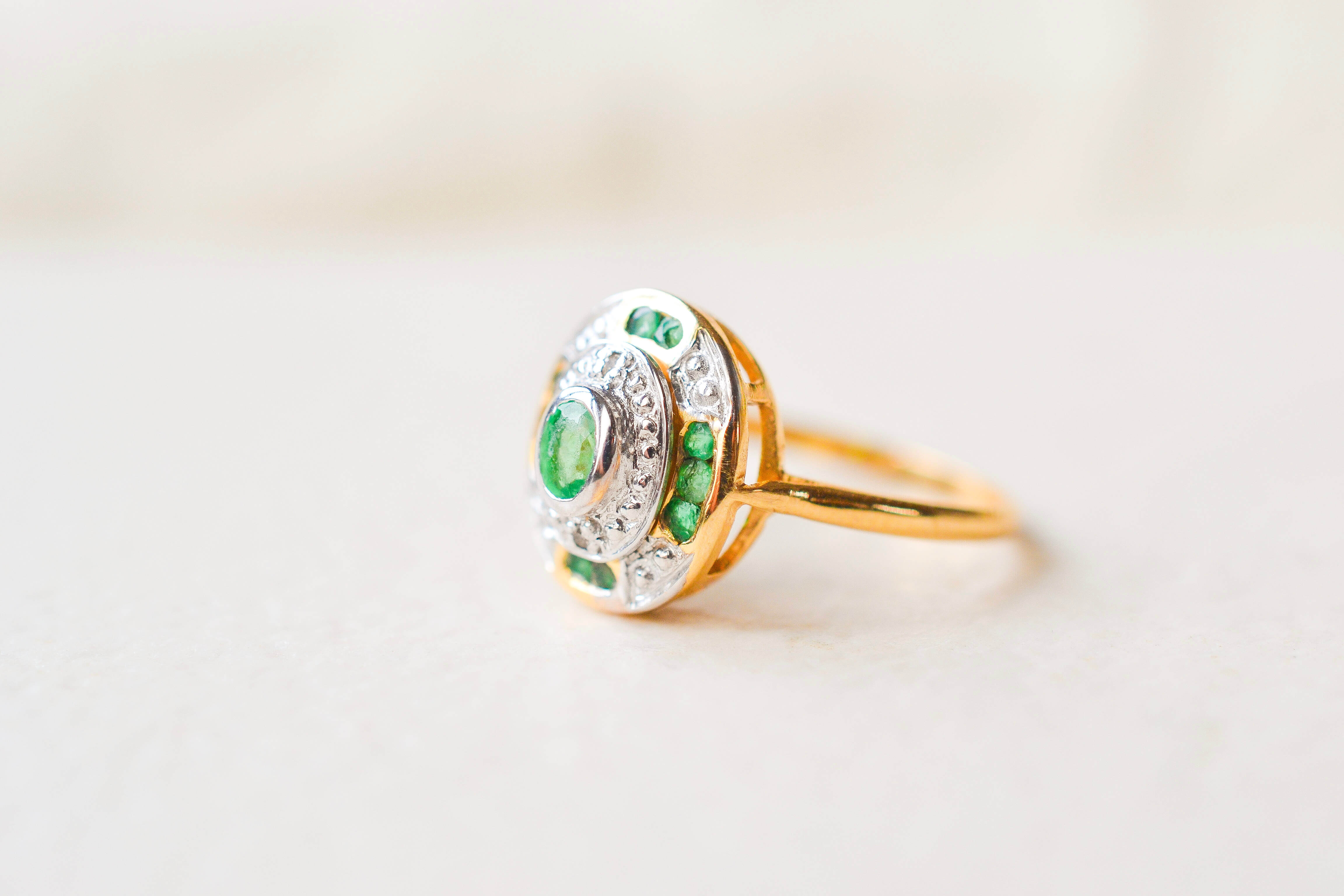 Bague style Art Déco 2 Ors Emeraudes