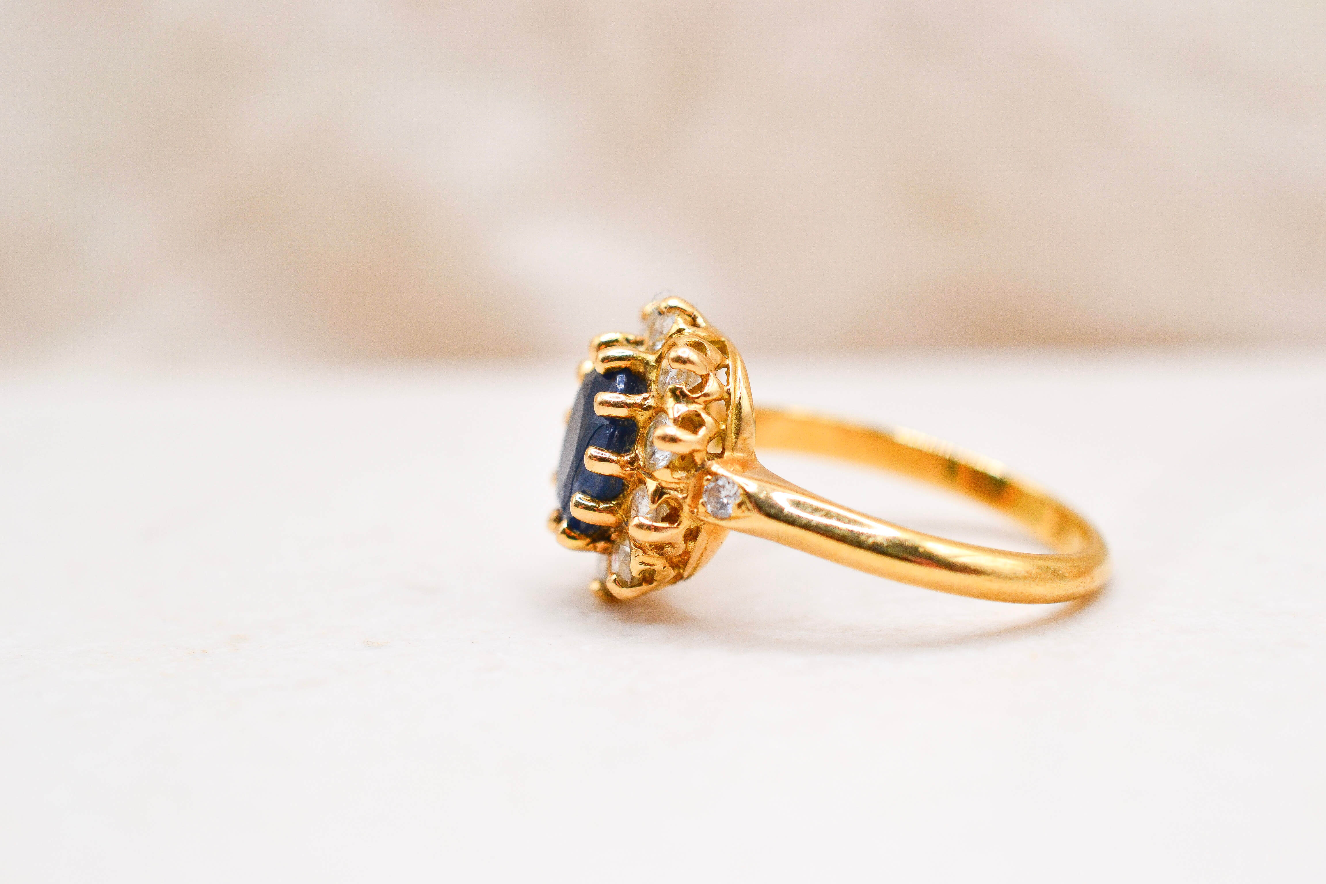 Bague Pompadour Saphir Diamants