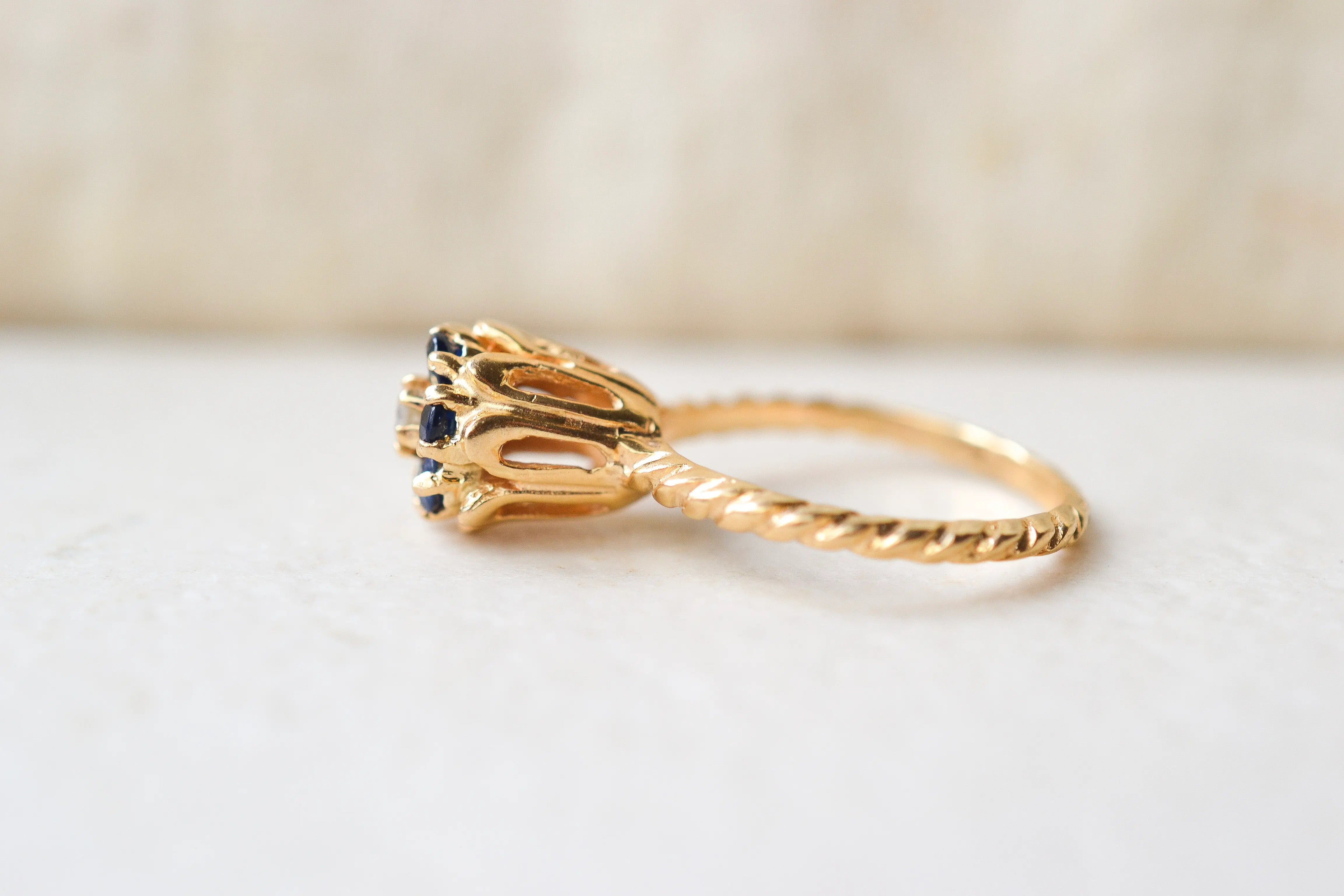 Bague Diamant fleur et cordage