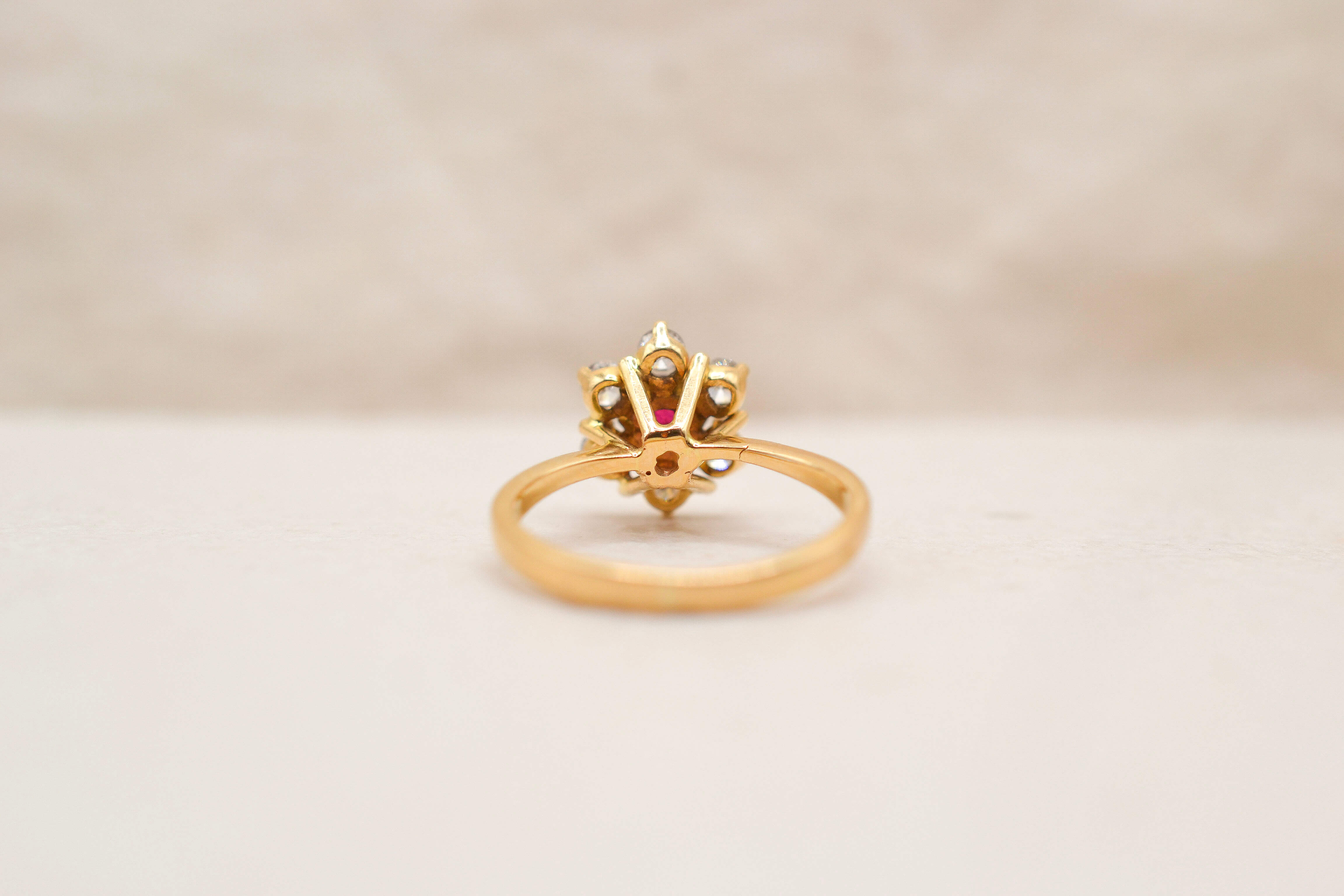 Bague Marguerite Rubis et diamants