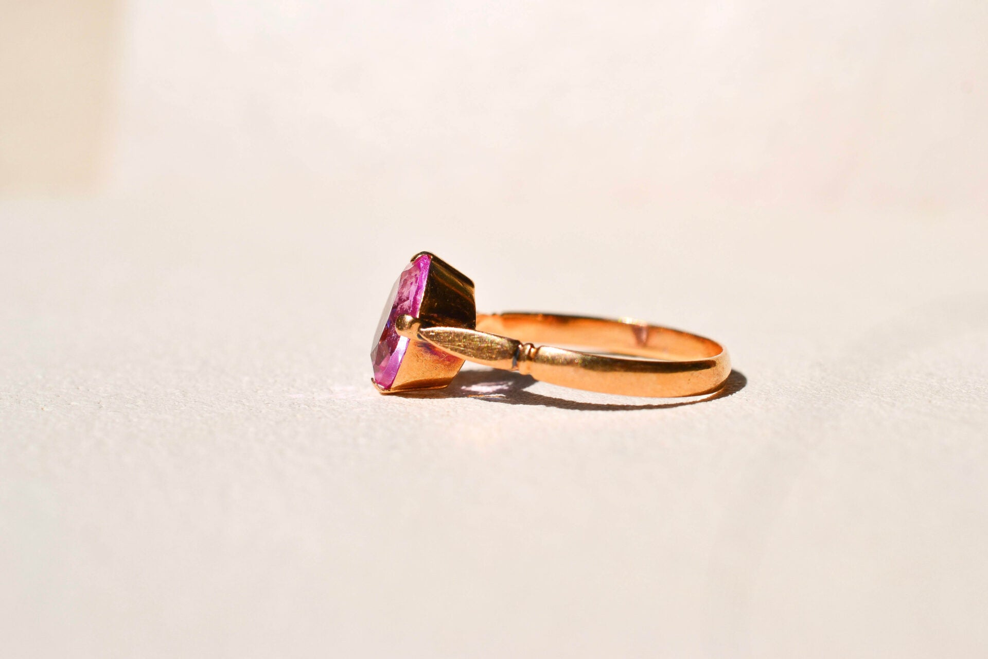 Bague solitaire Saphir rose