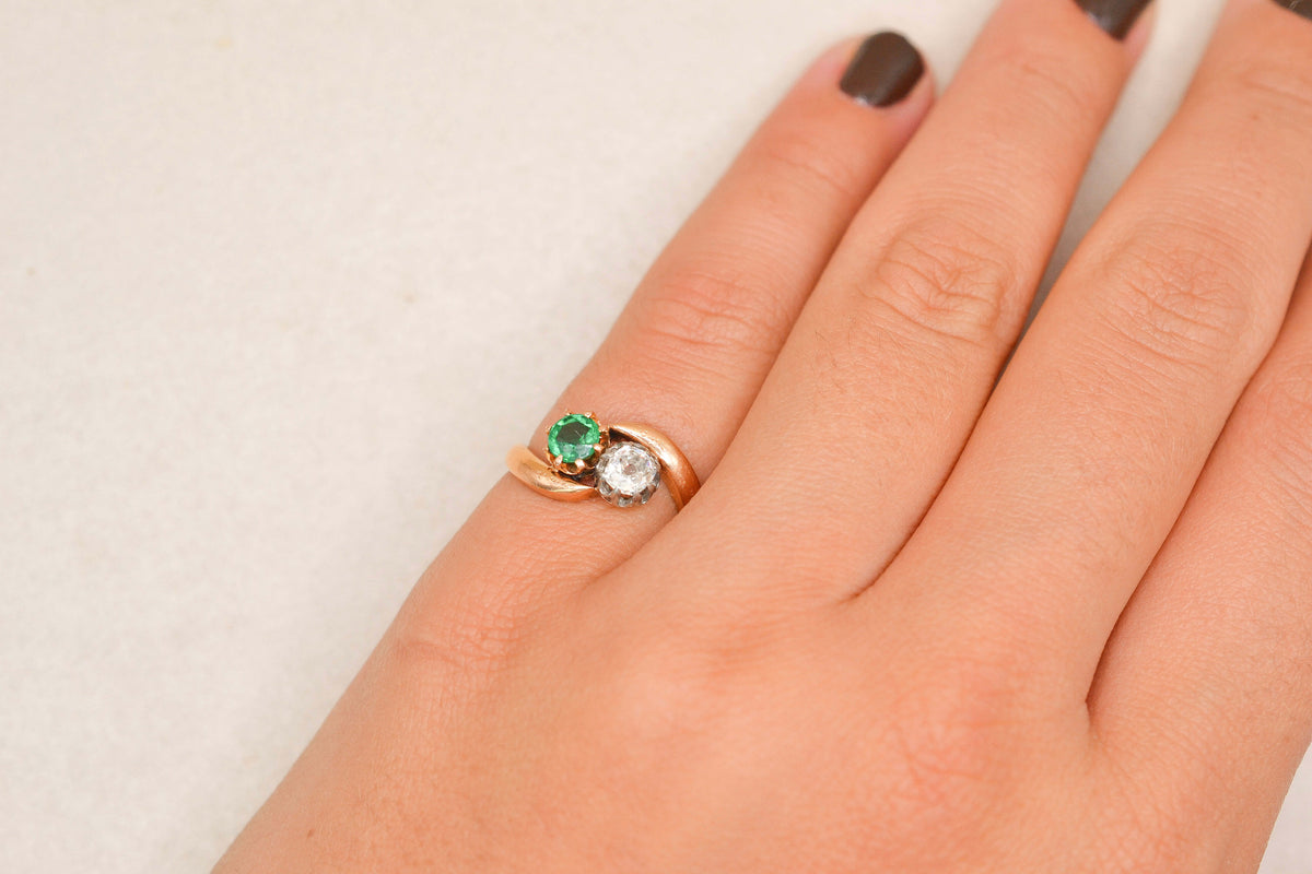 Bague Toi & Moi Diamant et verre vert