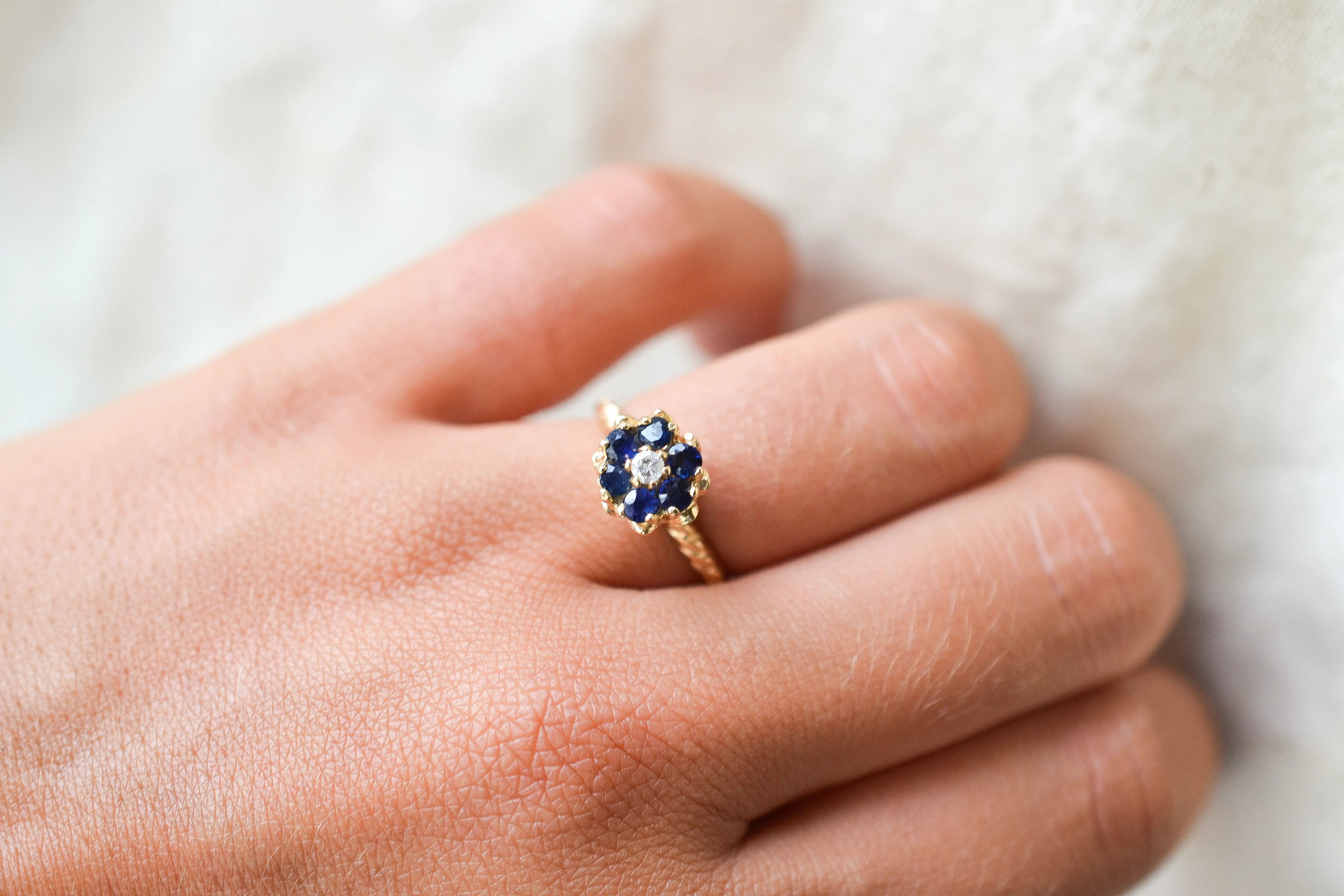 Bague Diamant fleur et cordage