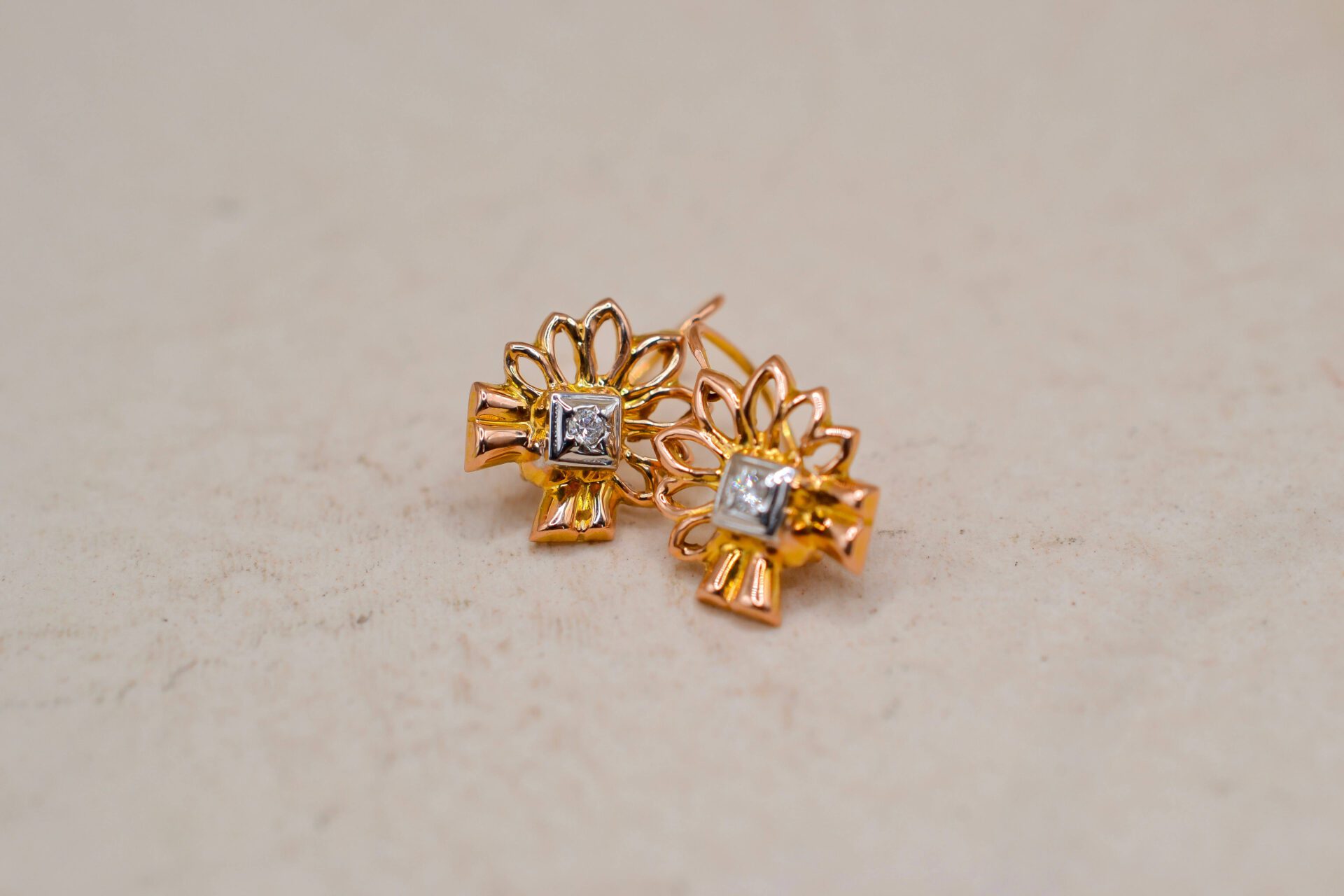 Dormeuses florales Diamant
