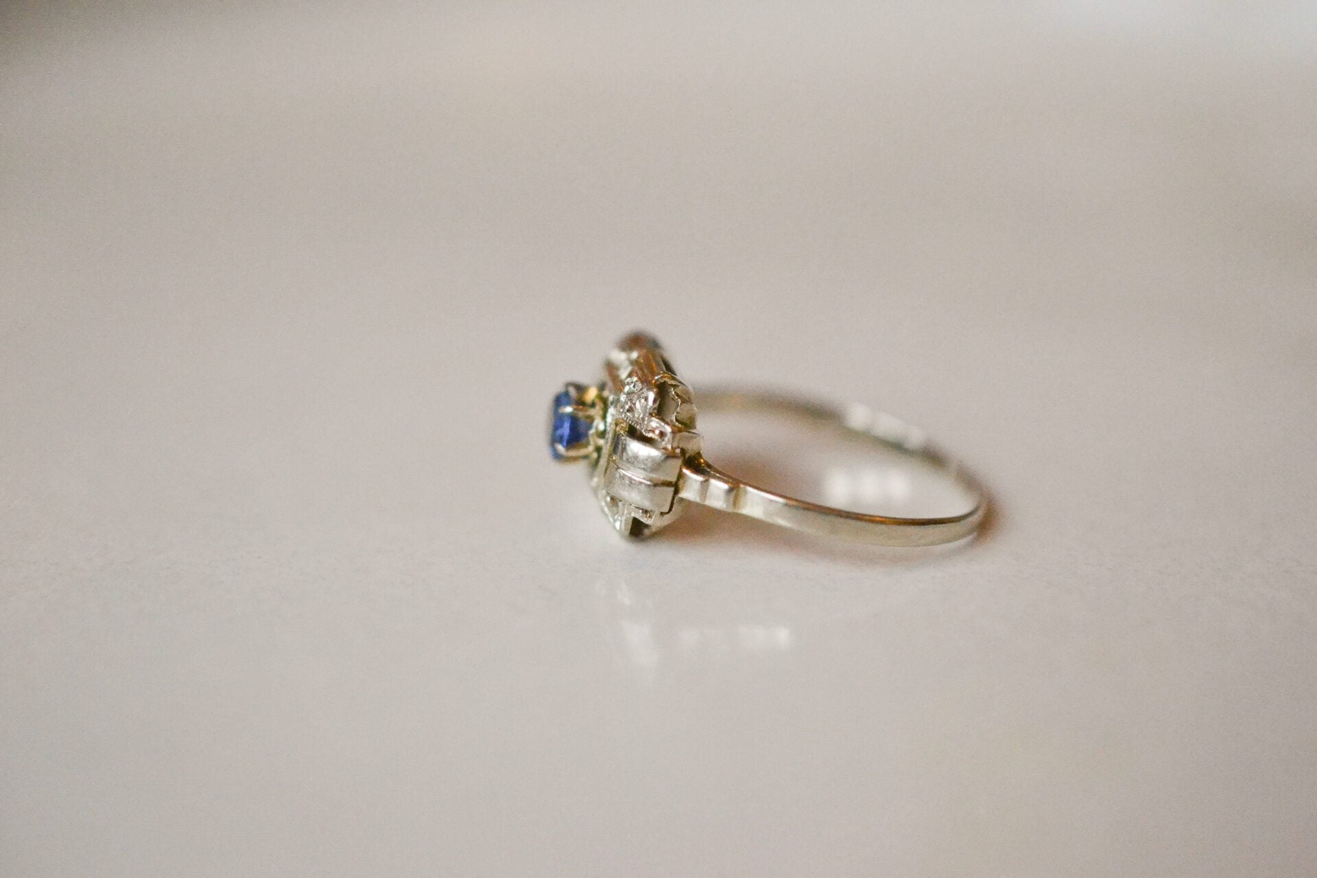 Bague Carrée Pierre bleue Art Déco