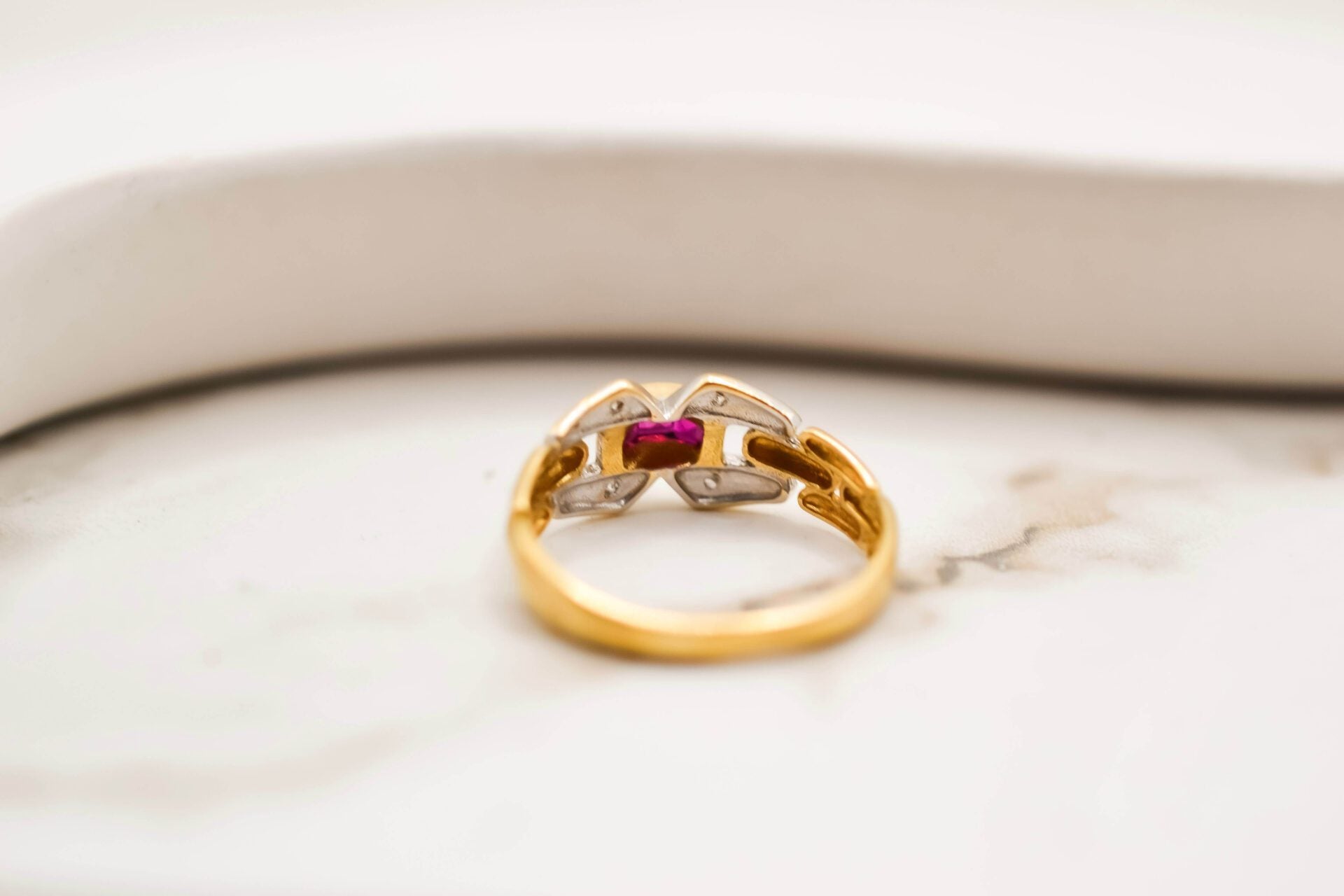 Bague Art Déco Rubis et Diamants