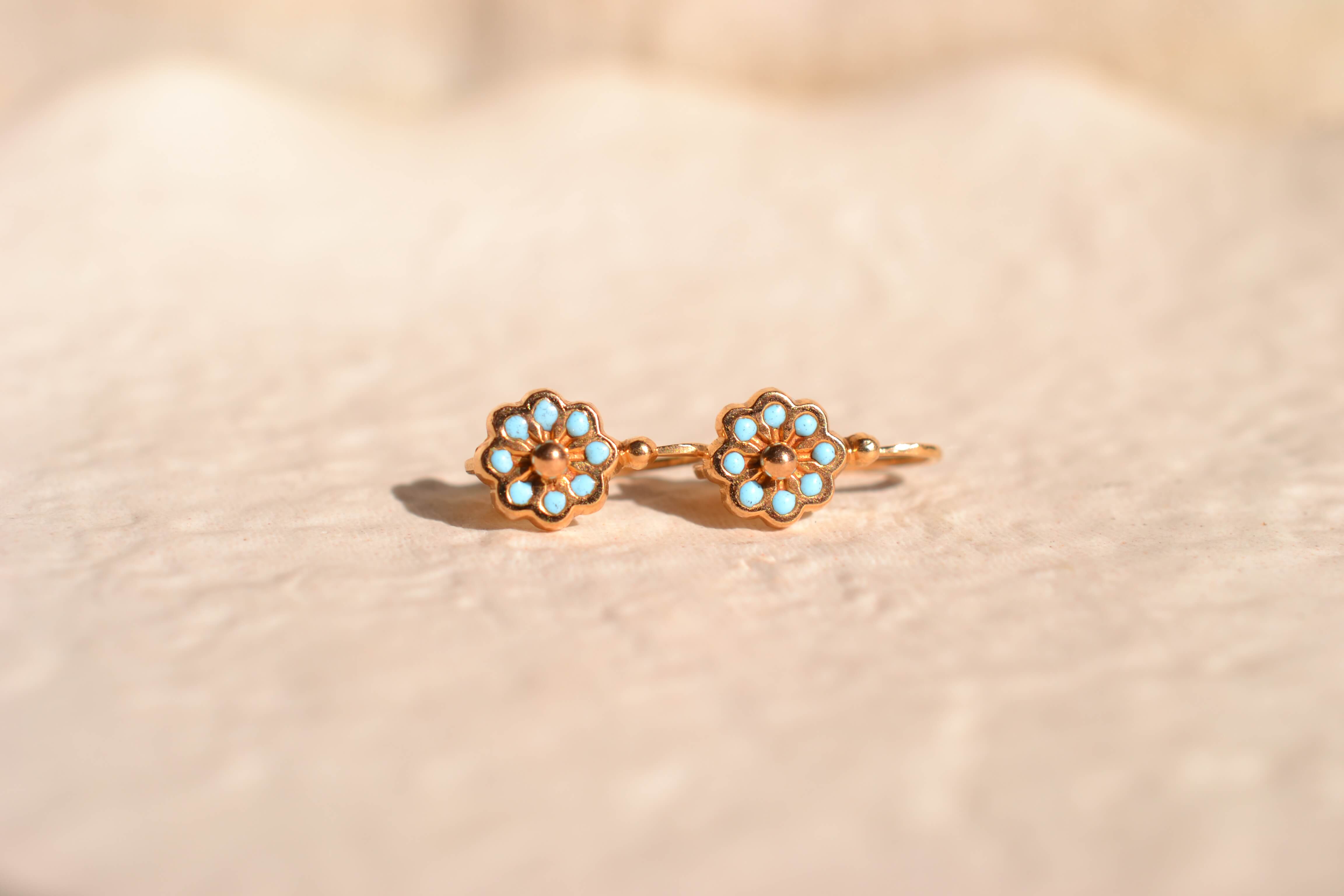 Dormeuses Turquoises fleurs