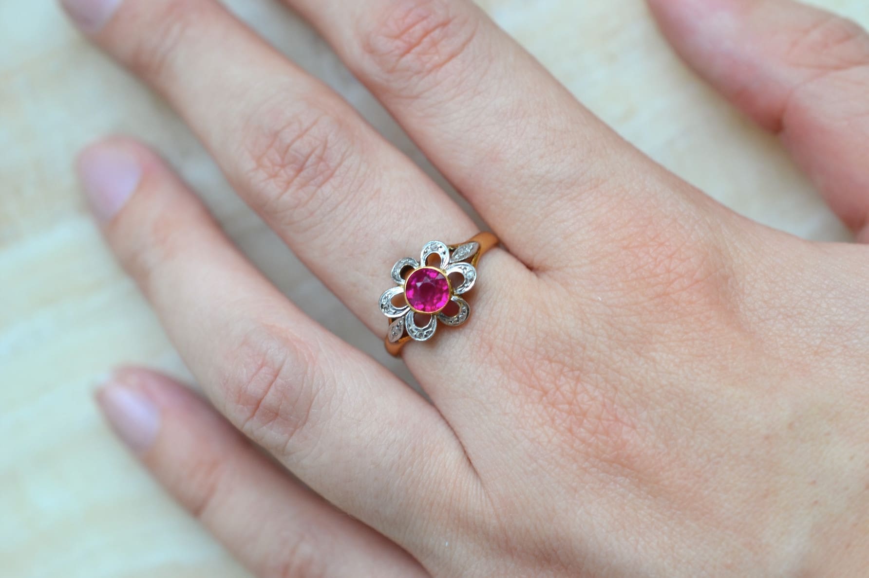 Bague Fleur 2 Ors Rubis et Diamants
