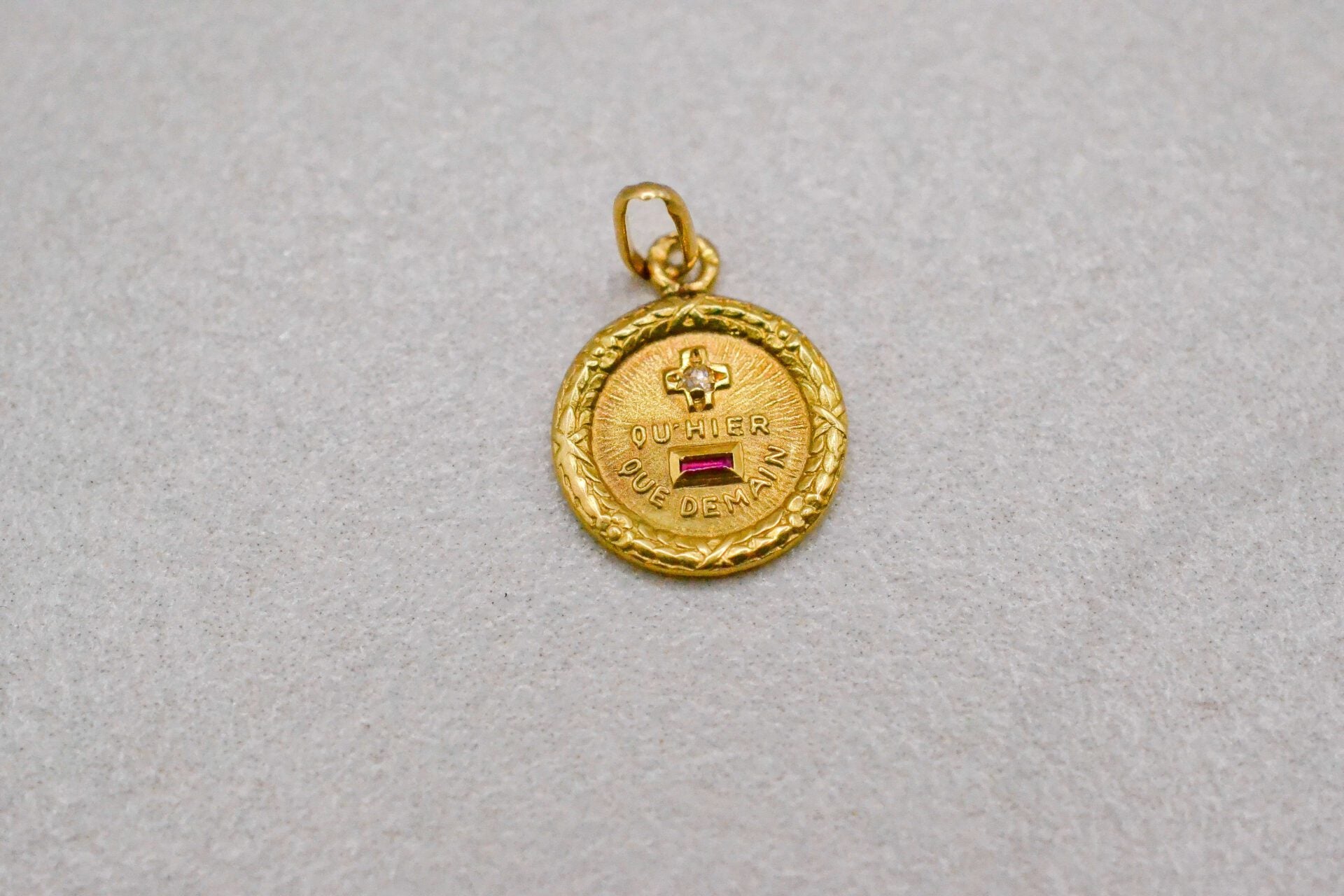 Pendentif Augis Rubis et Diamant