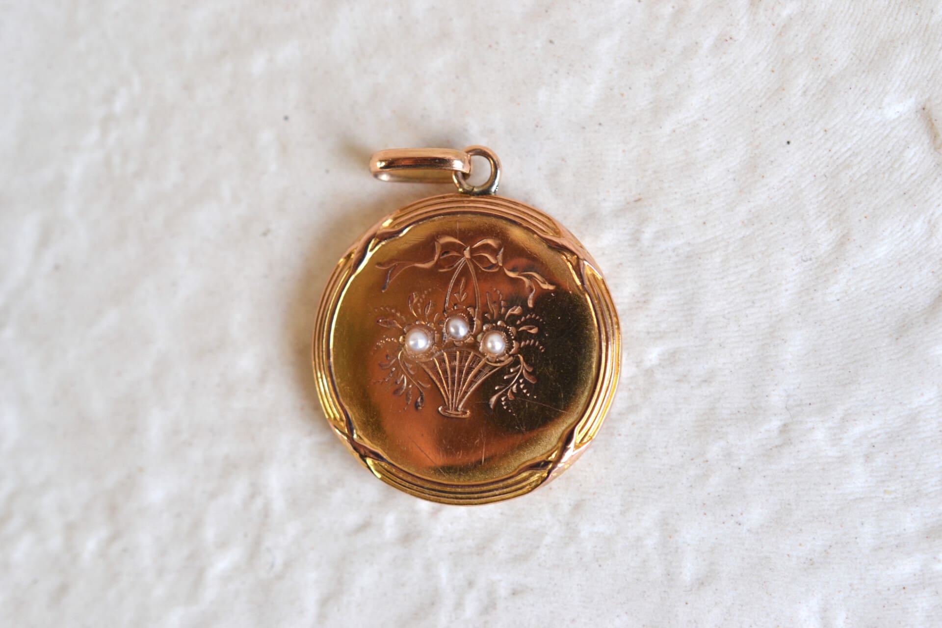 Médaillon Art Nouveau Perles