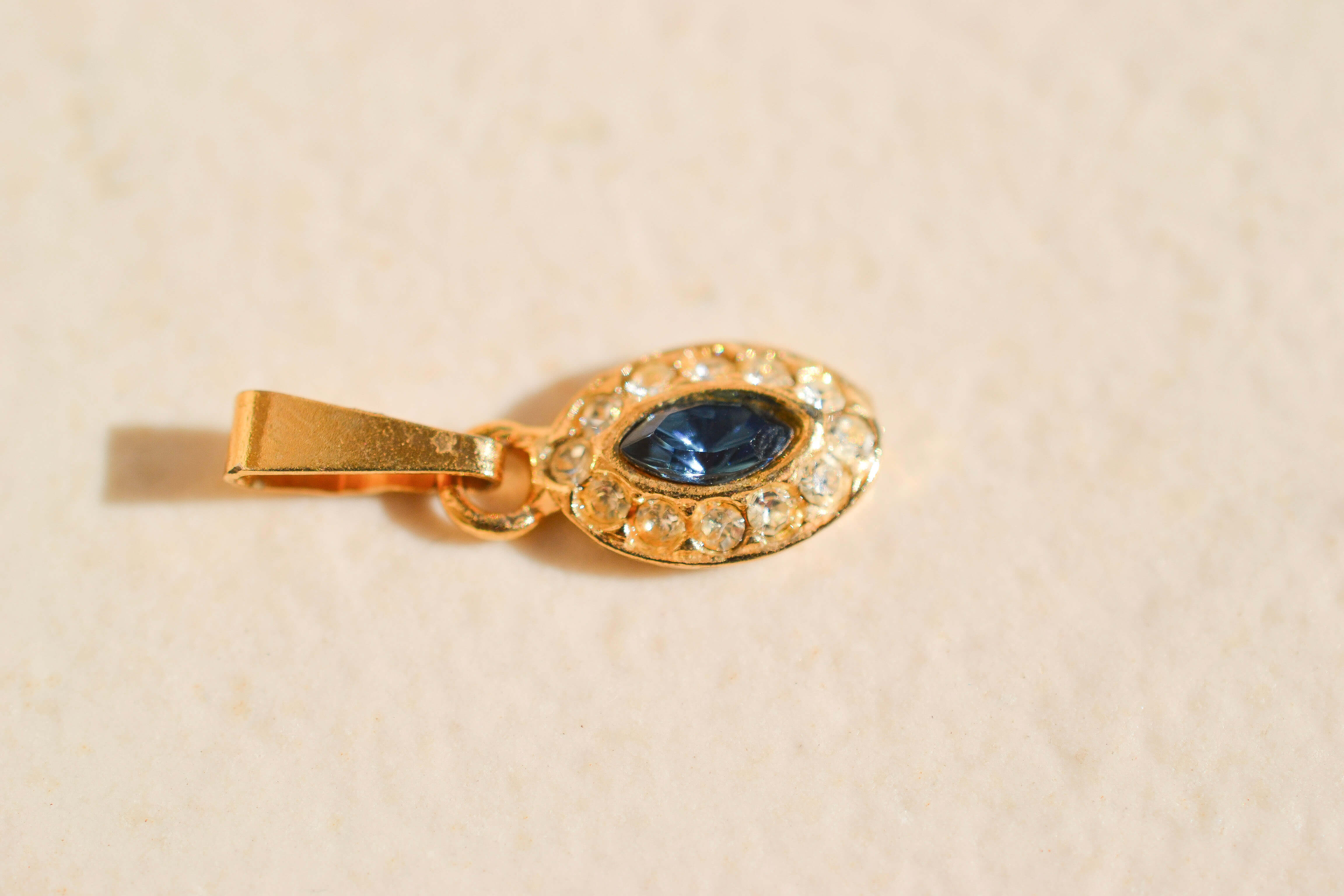 Pendentif navette Saphir Oxydes