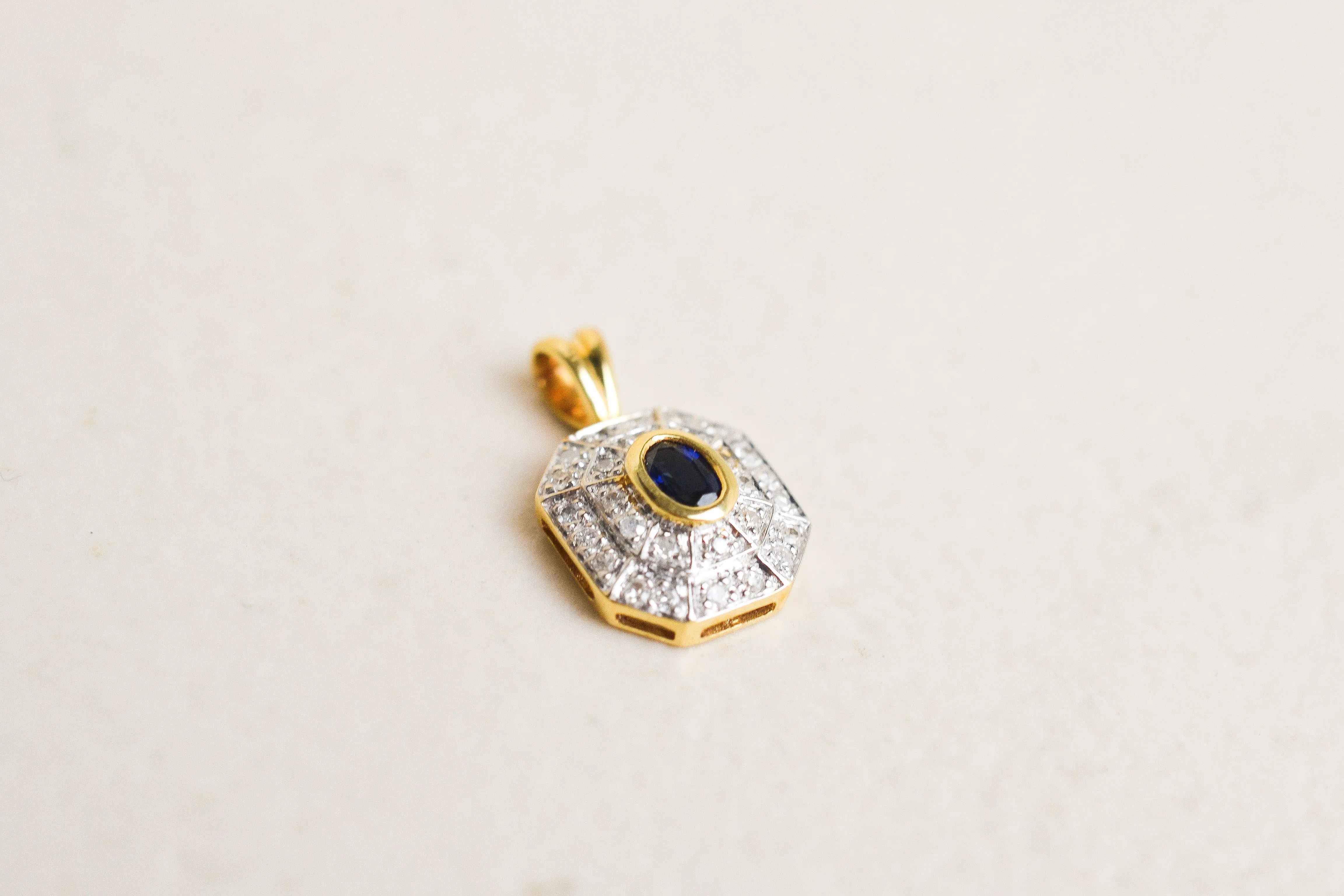 Pendentif rectangulaire Saphir Diamants