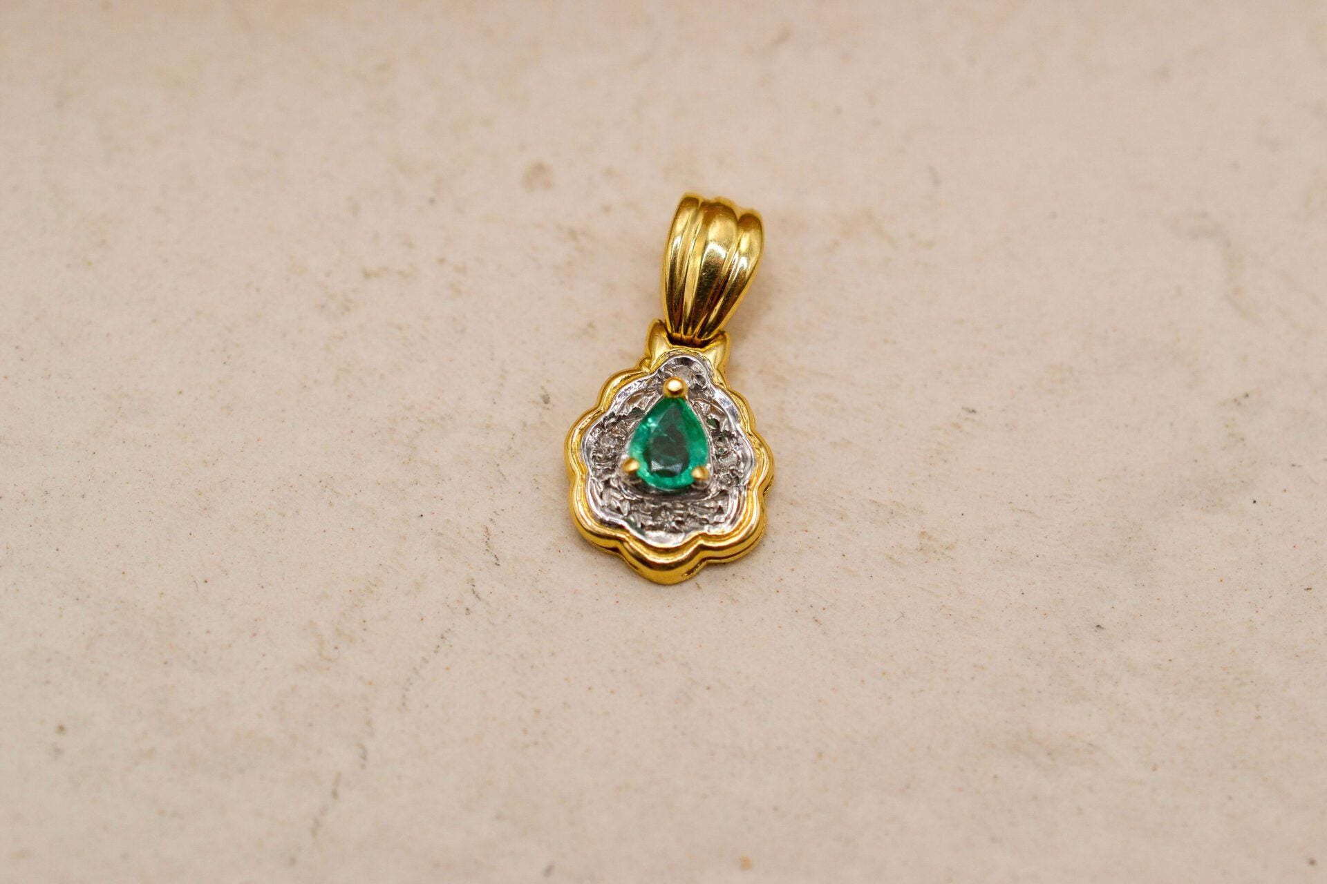 Pendentif floral Emeraude et Diamants