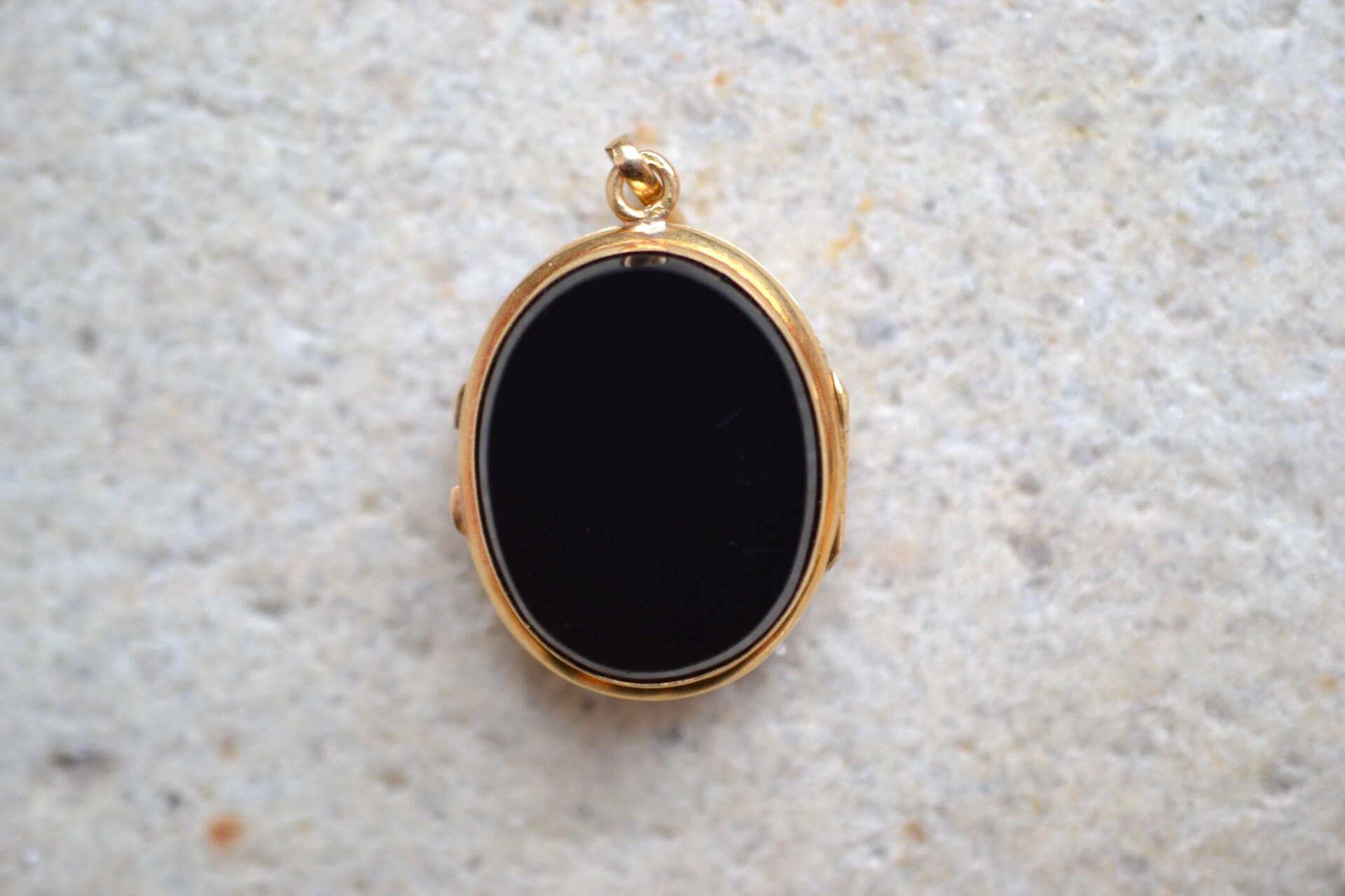 Pendentif ouvrant Onyx