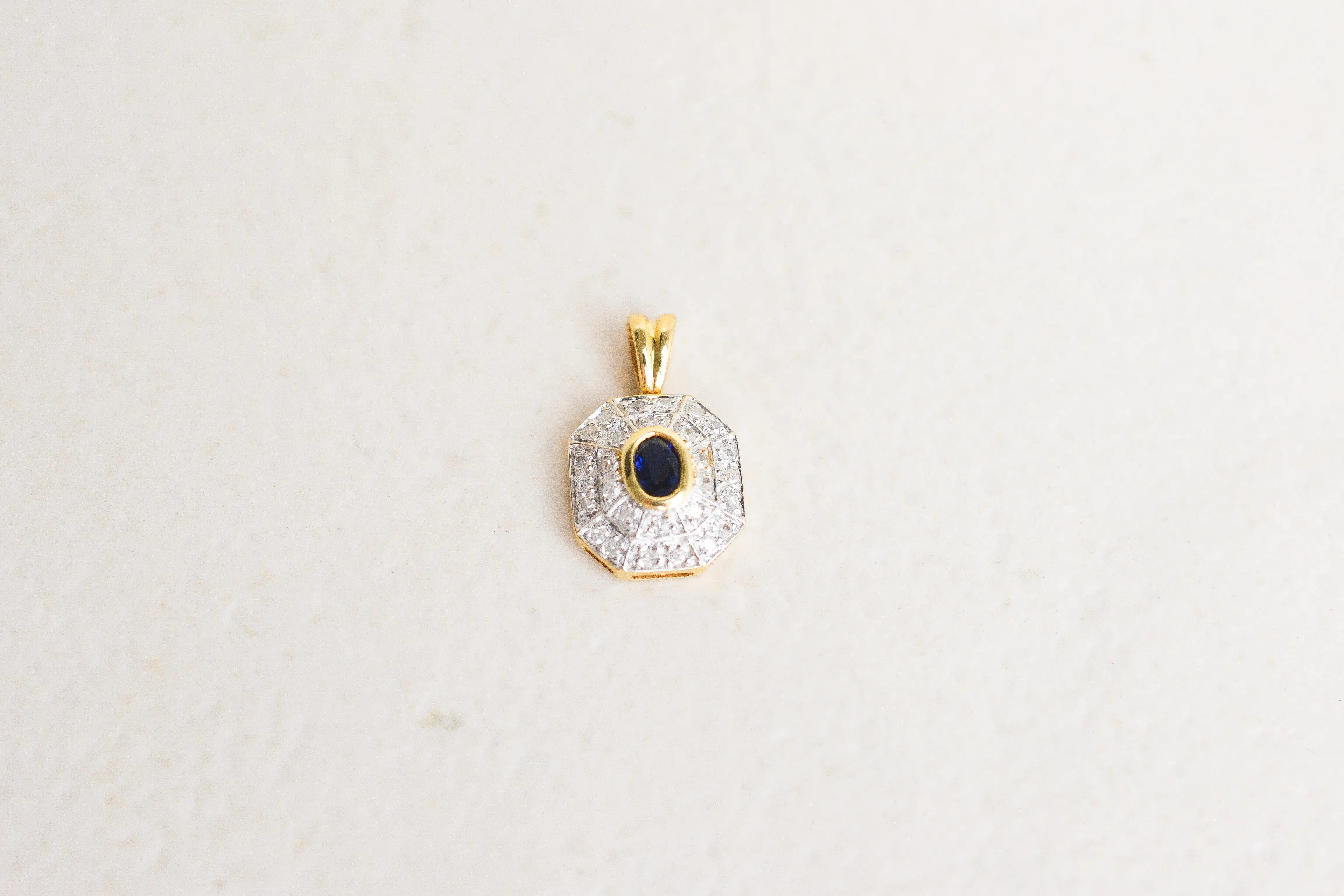 Pendentif rectangulaire Saphir Diamants