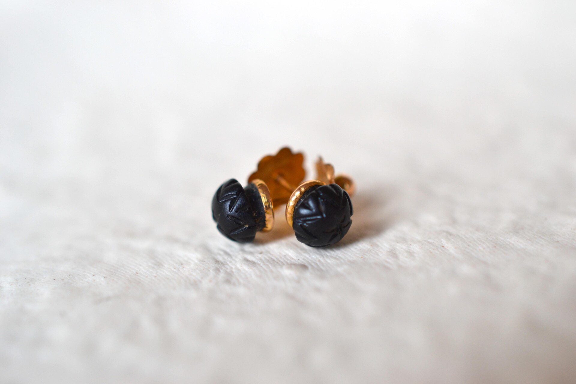 Puces d'oreilles Jais étoiles