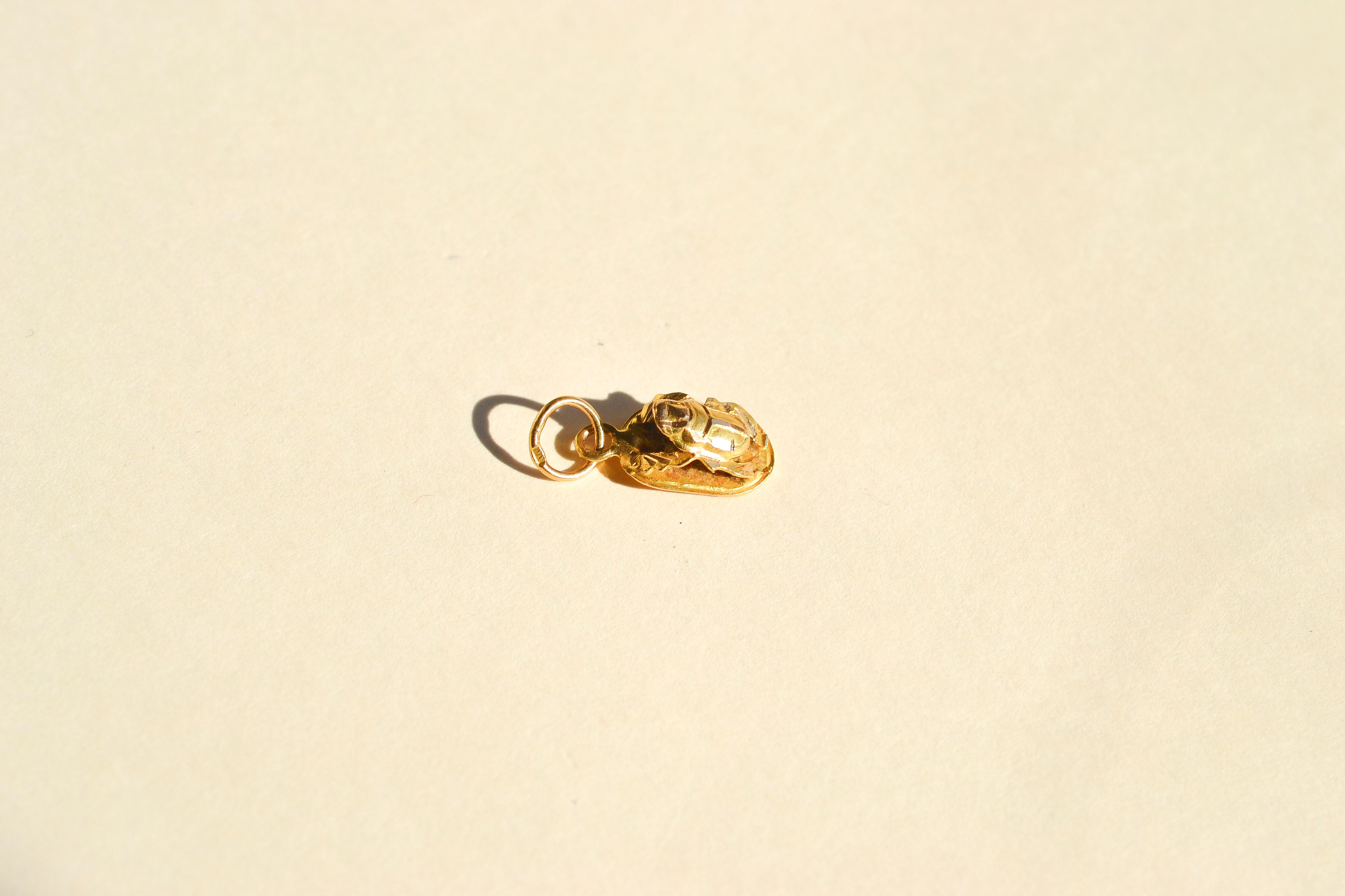 Pendentif Scarabée Or Jaune 18K