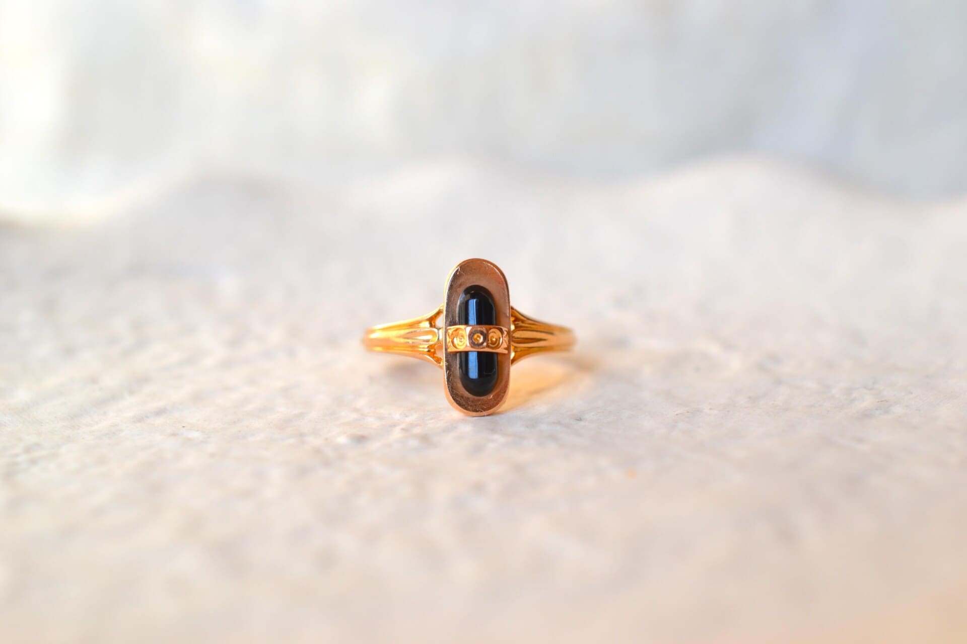 Bague Onyx style néoclassique