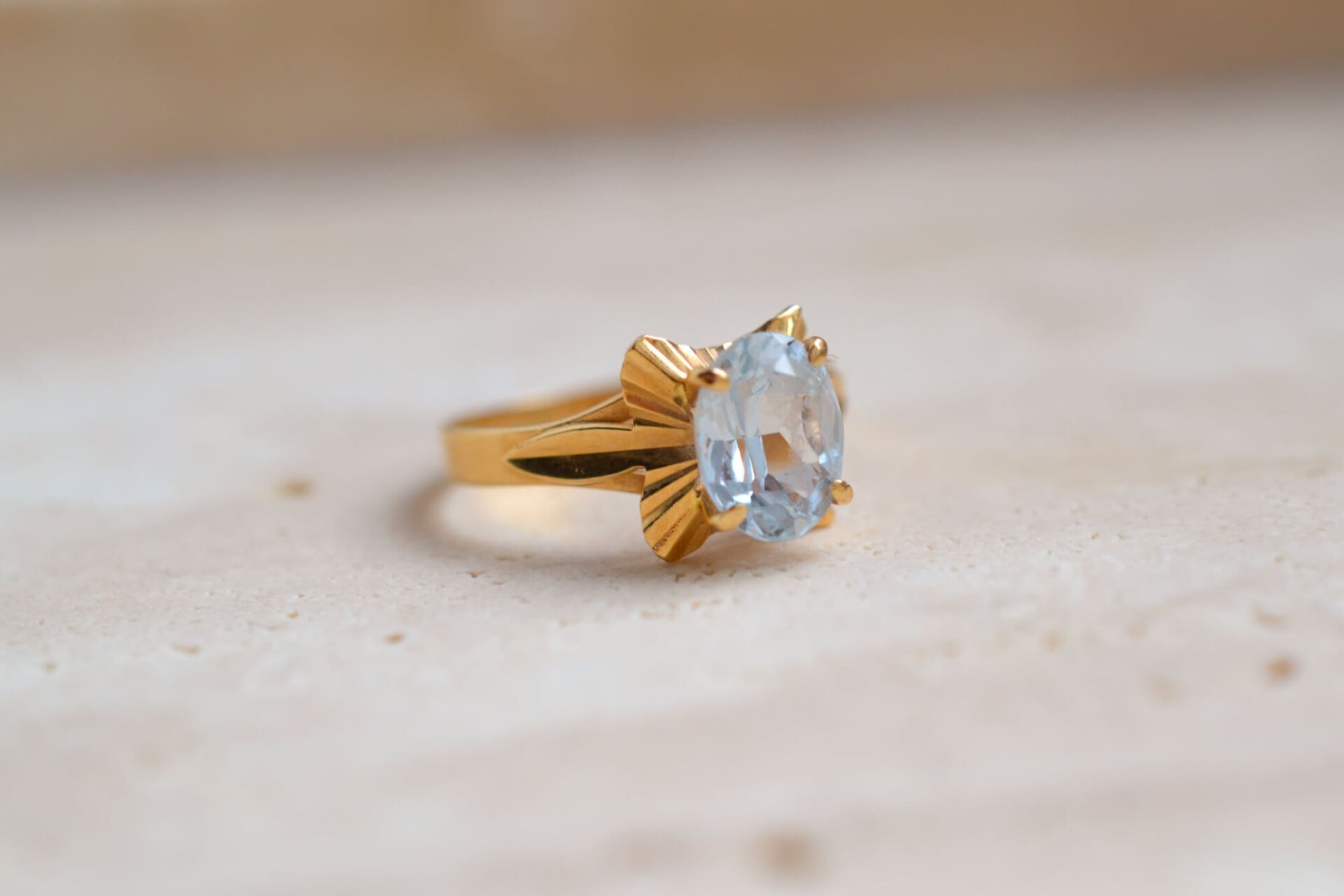 Bague Aigue-Marine décor ciselé