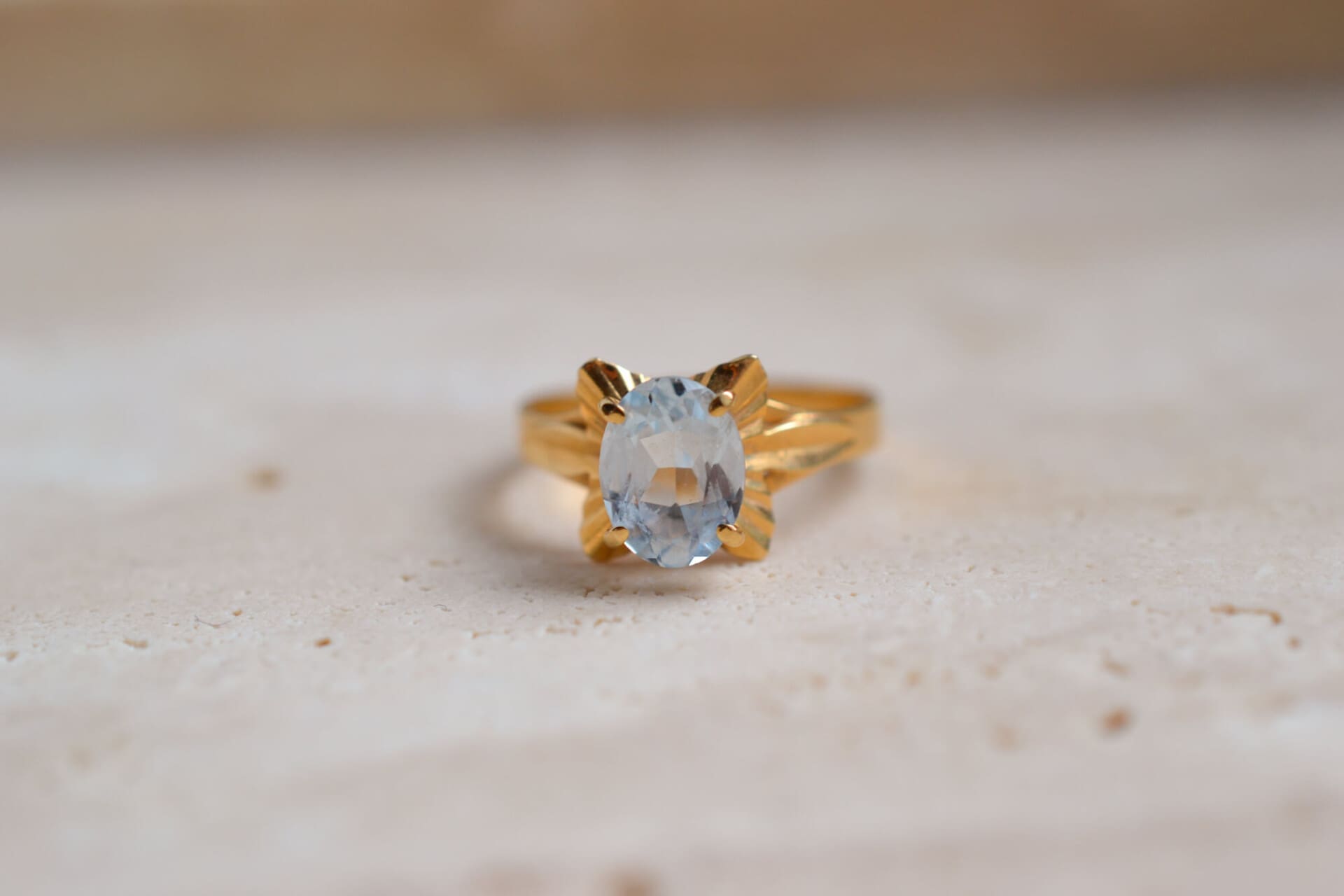 Bague Aigue-Marine décor ciselé