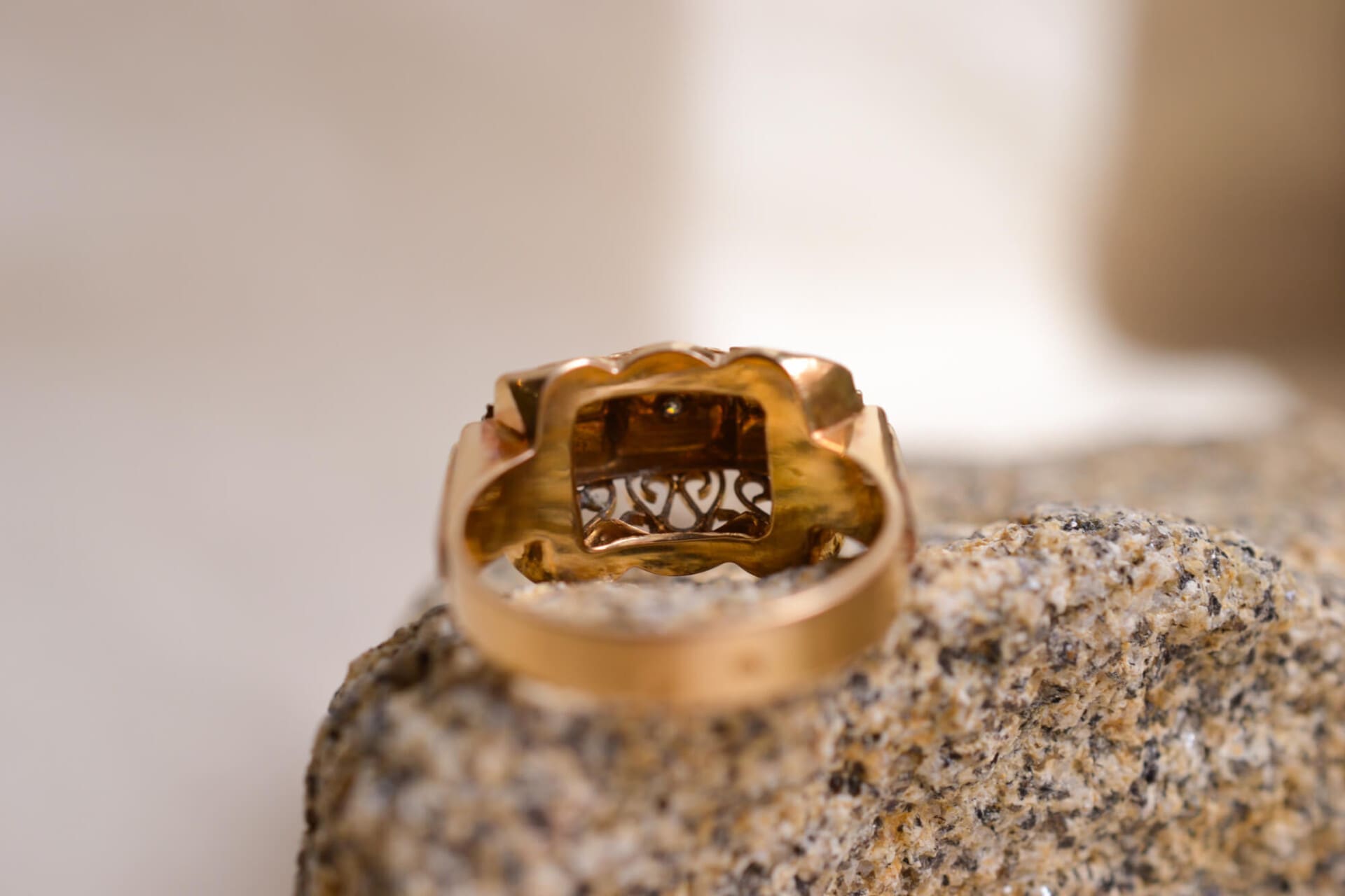 Bague Art Déco Diamant et dentelle