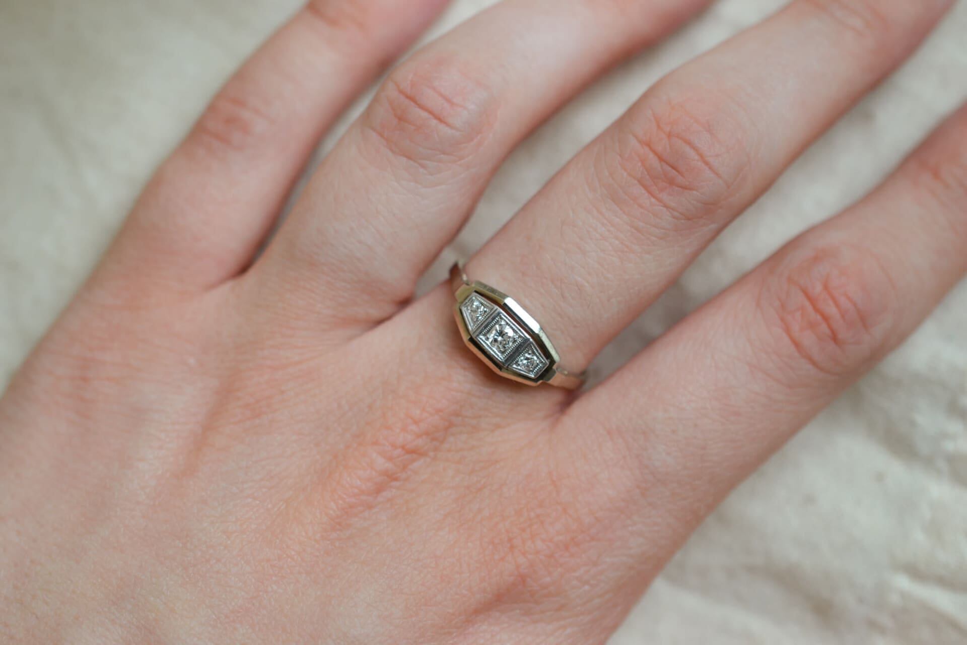 Bague Art Déco Or blanc Diamants