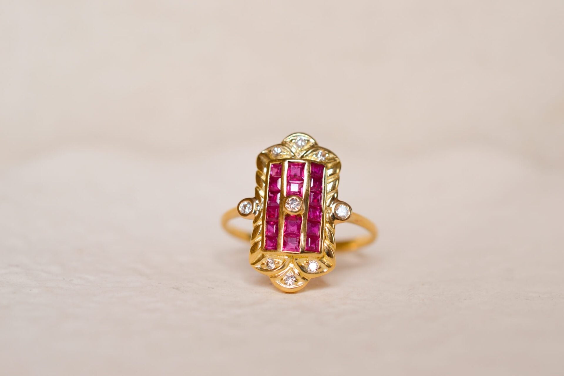 Bague Art Déco Rubis et Diamants