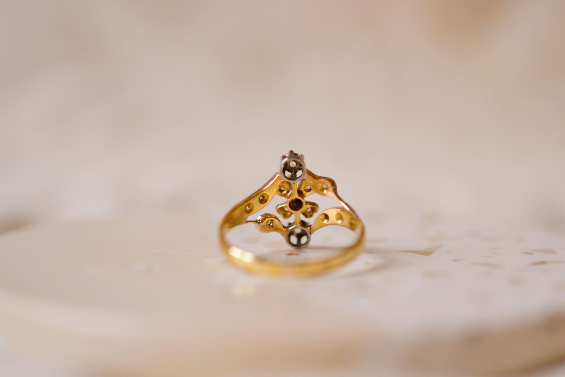 Bague Art Nouveau 2 Ors trilogie Diamants