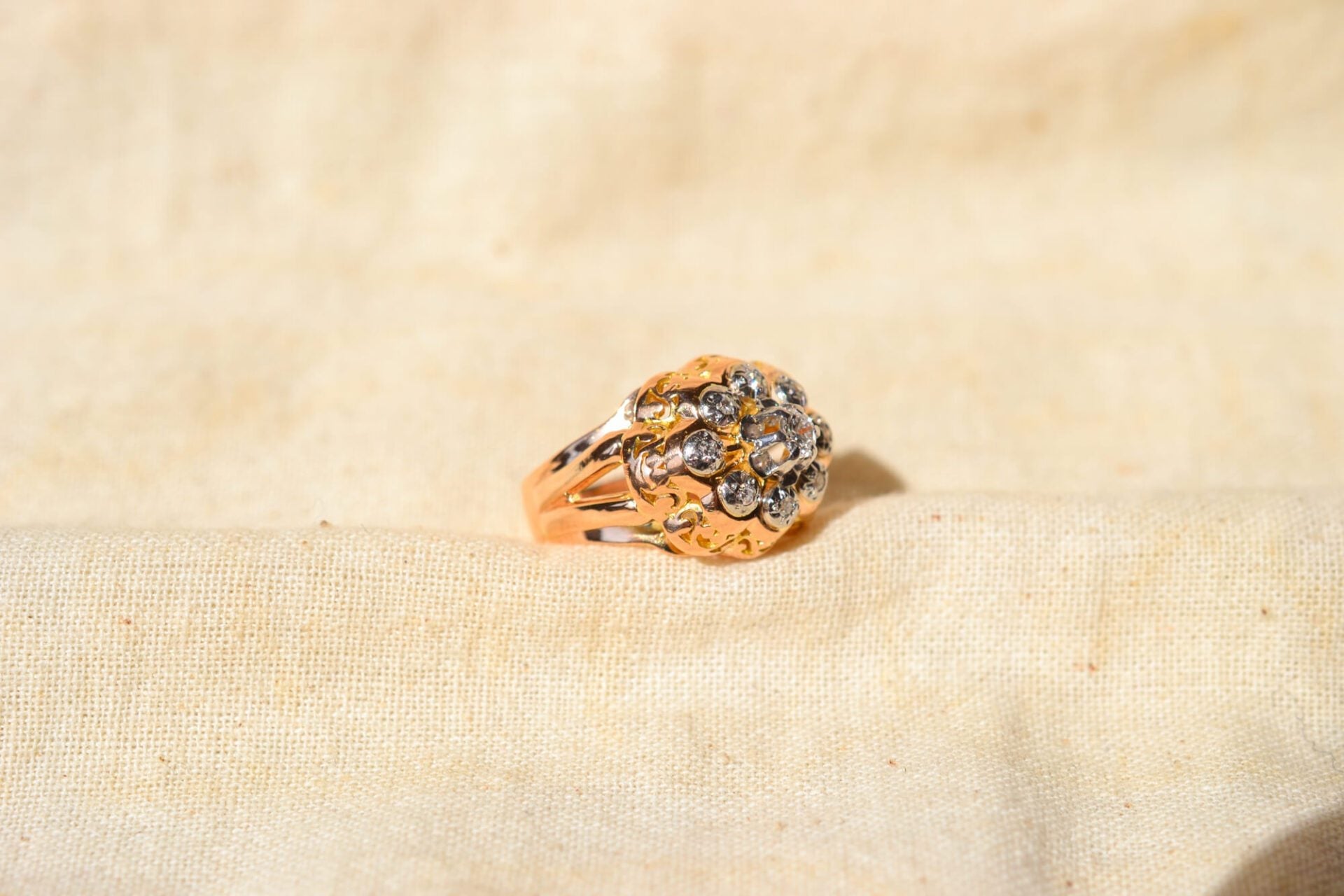 Bague Marguerite dôme Diamants 16K