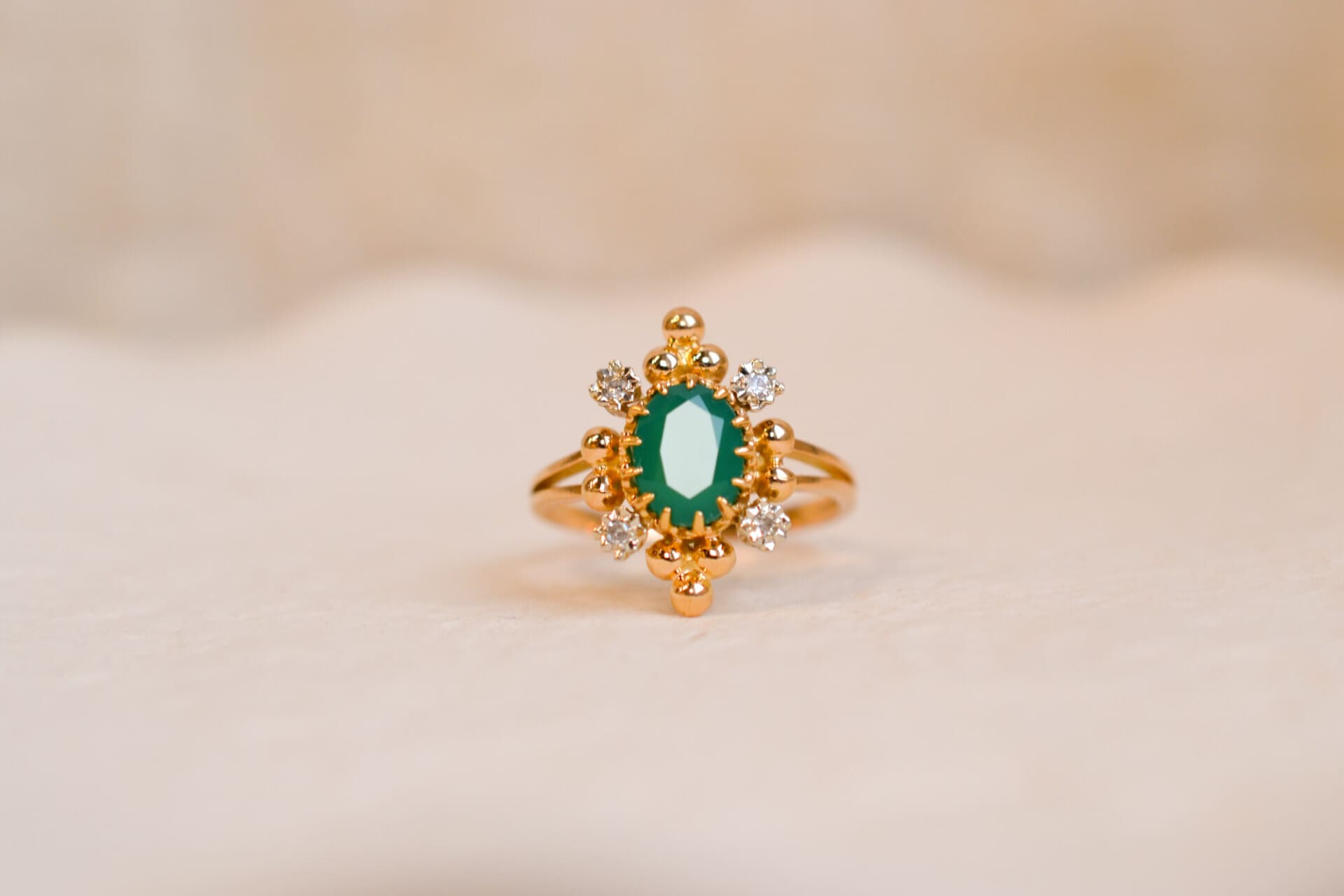 Bague diadème étoilé Calcédoine et Diamants