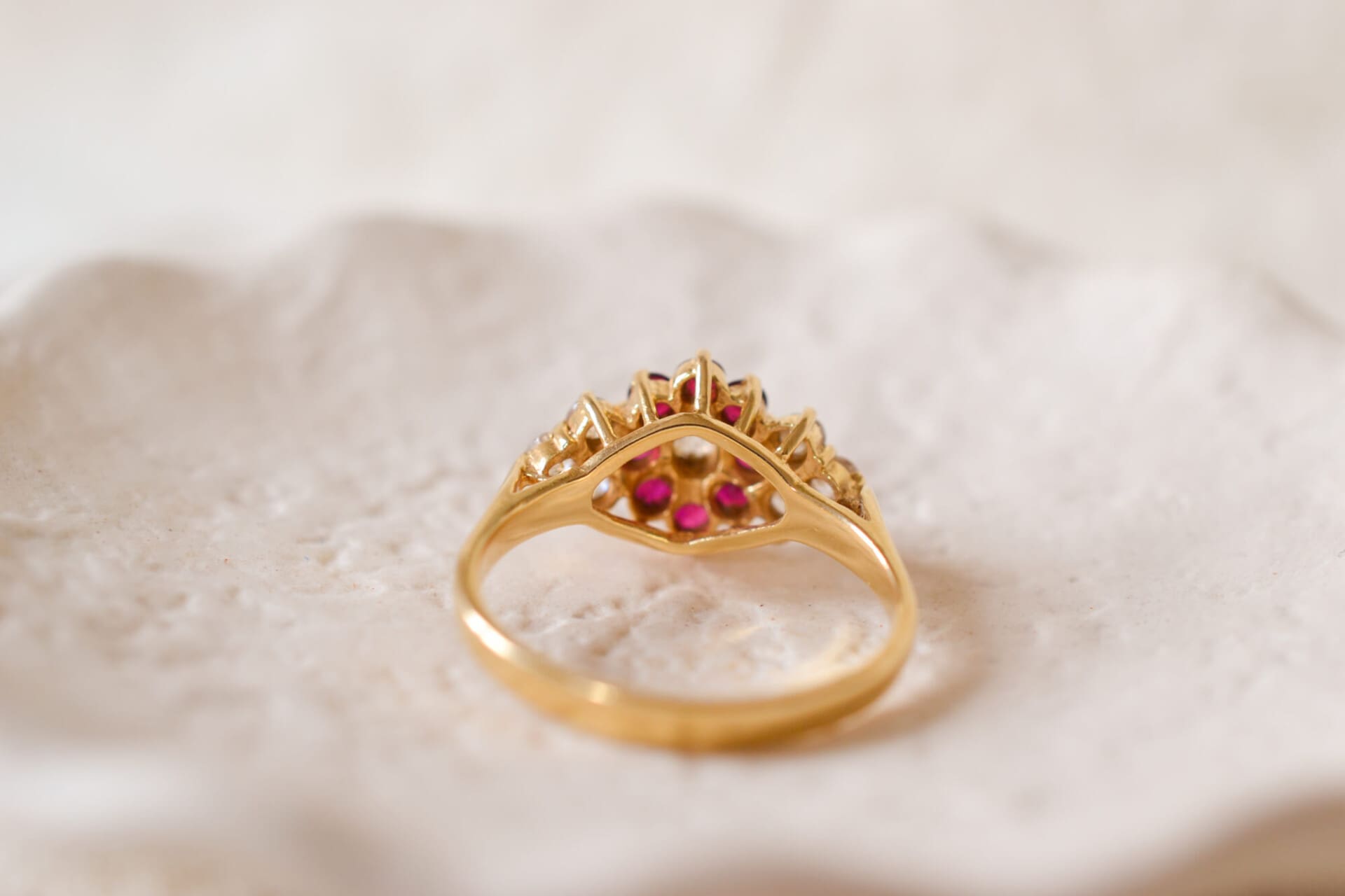 Bague Marguerite Rubis de synthèse Oxydes