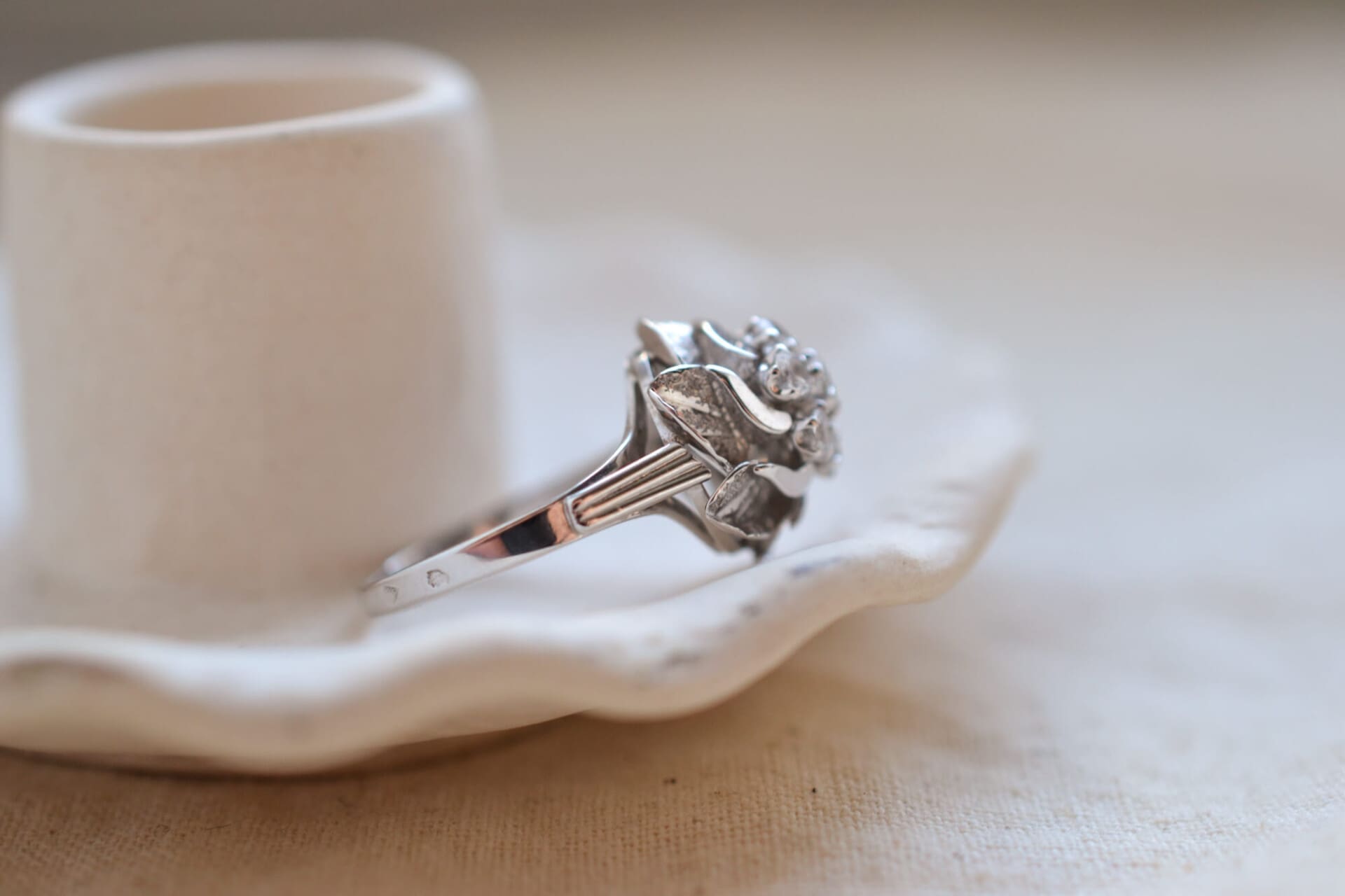 Bague Marguerite tourbillon Or blanc