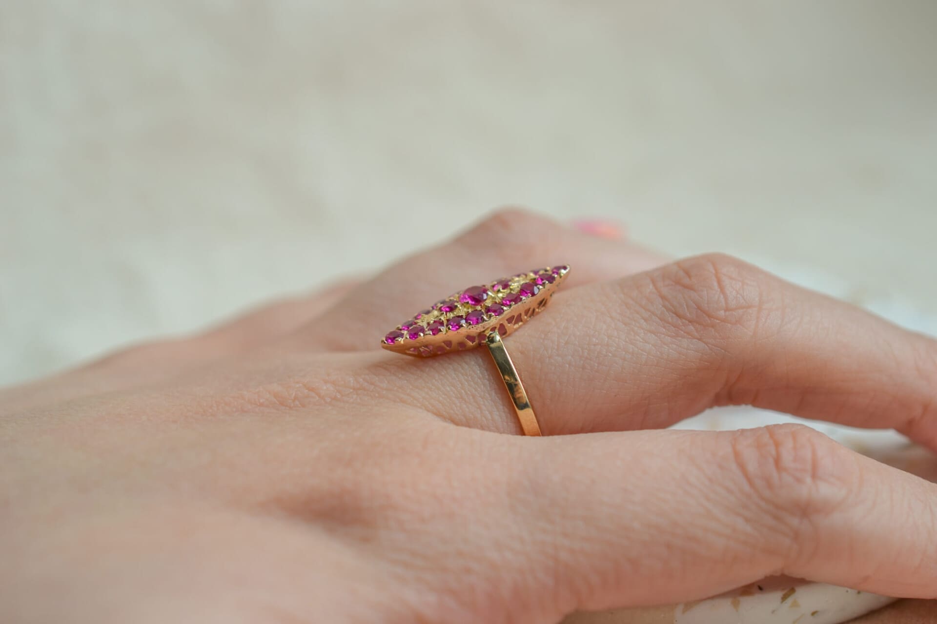 Bague Navette Rubis