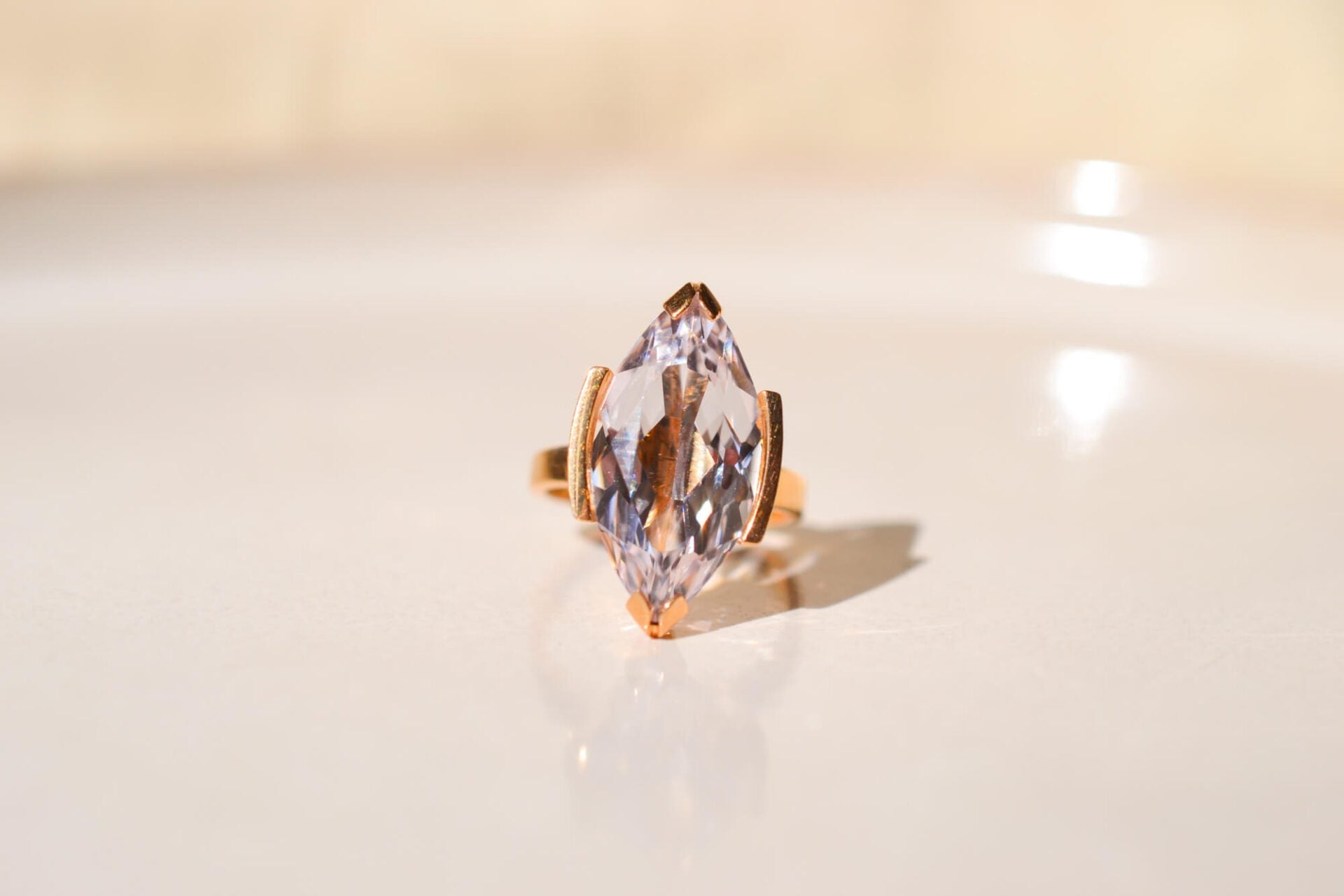 Bague Navette Spinelle synthétique rose