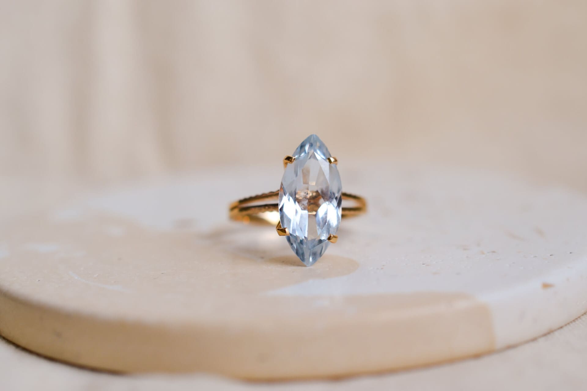 Bague Navette Spinelle
